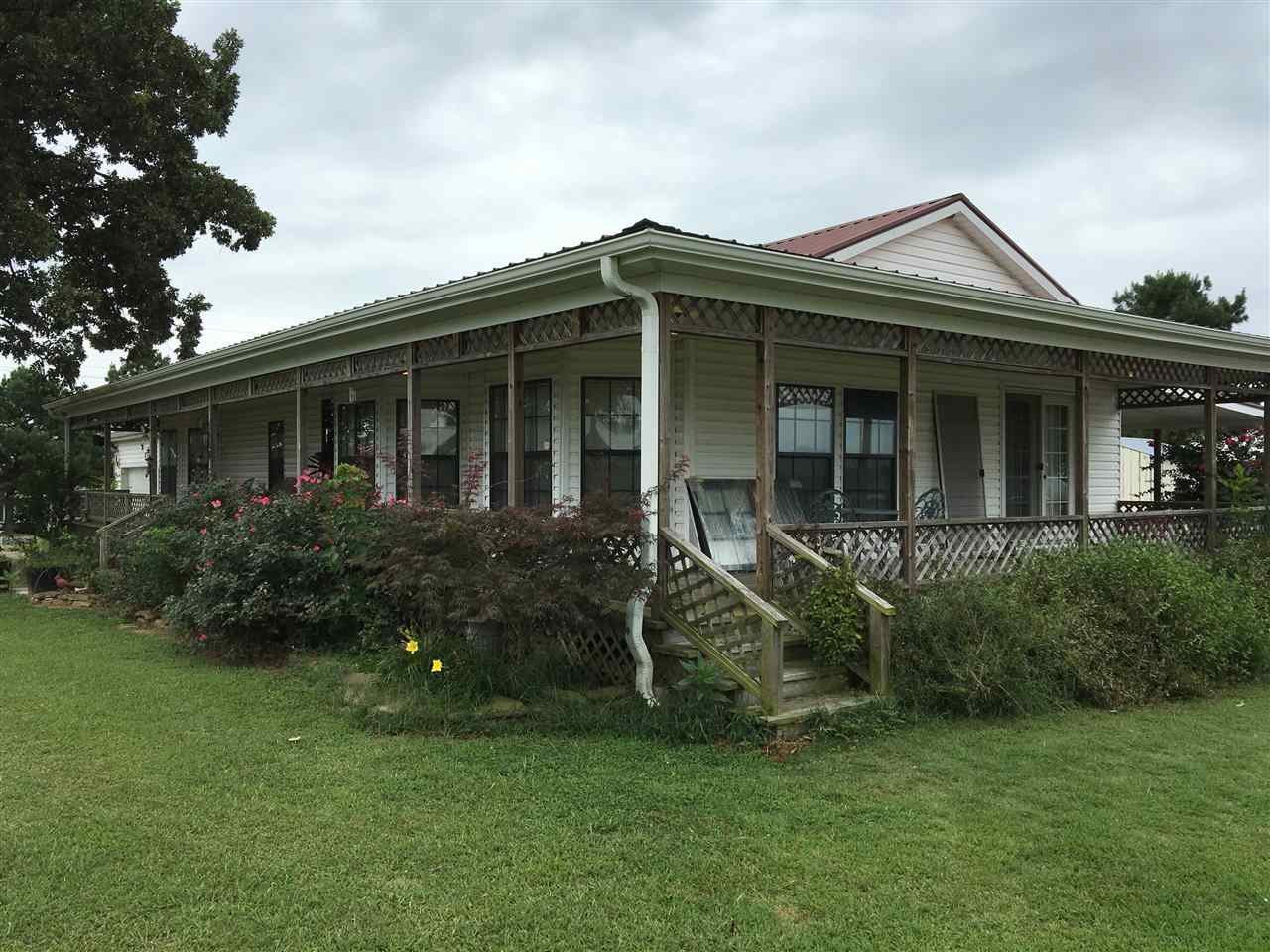 Metes & Bounds - Commercial Sale