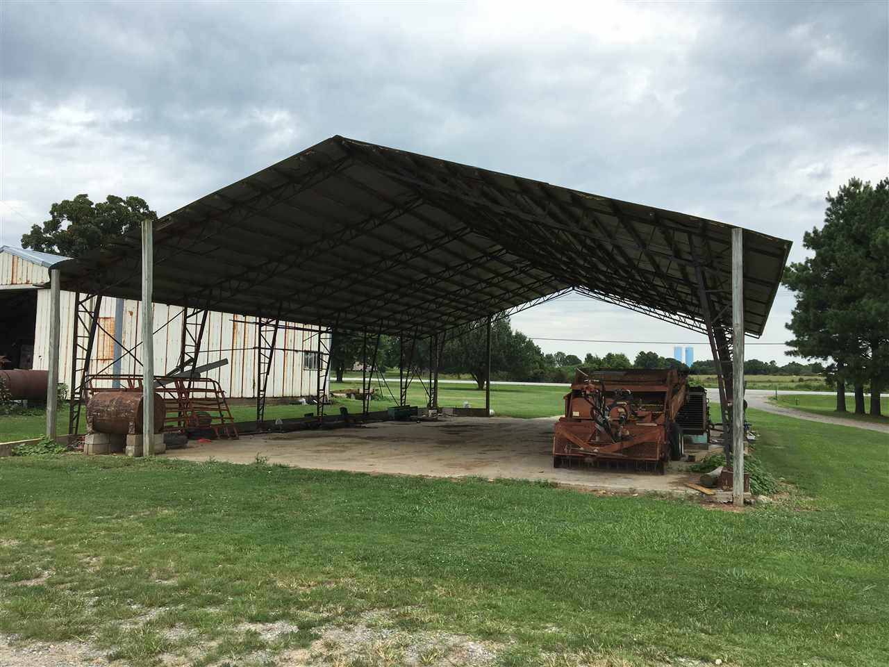Metes & Bounds - Commercial Sale