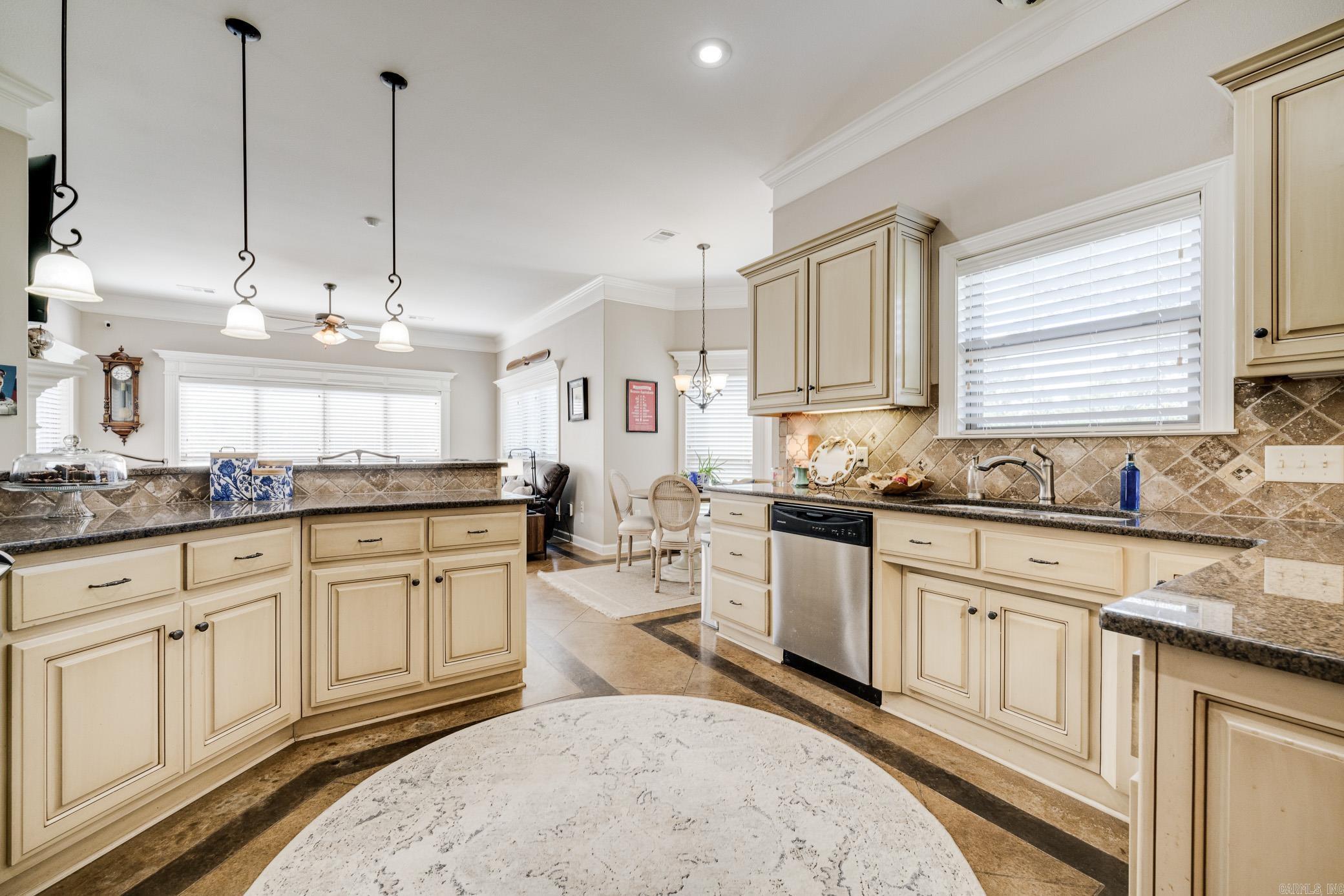 Majestic Pointe - Residential