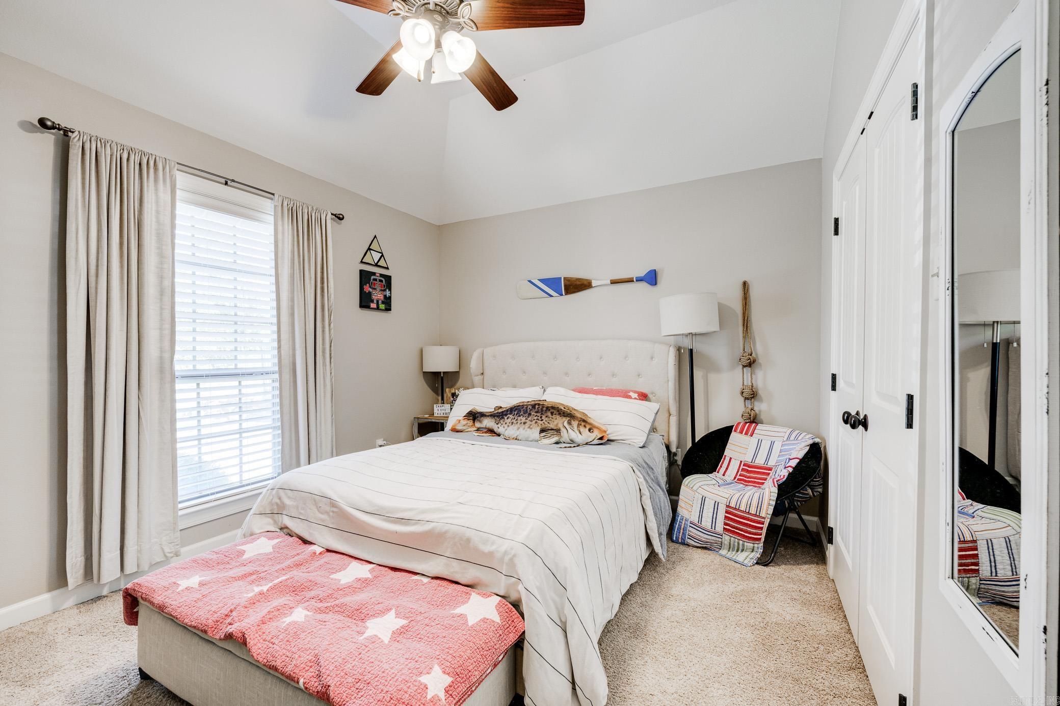 Majestic Pointe - Residential