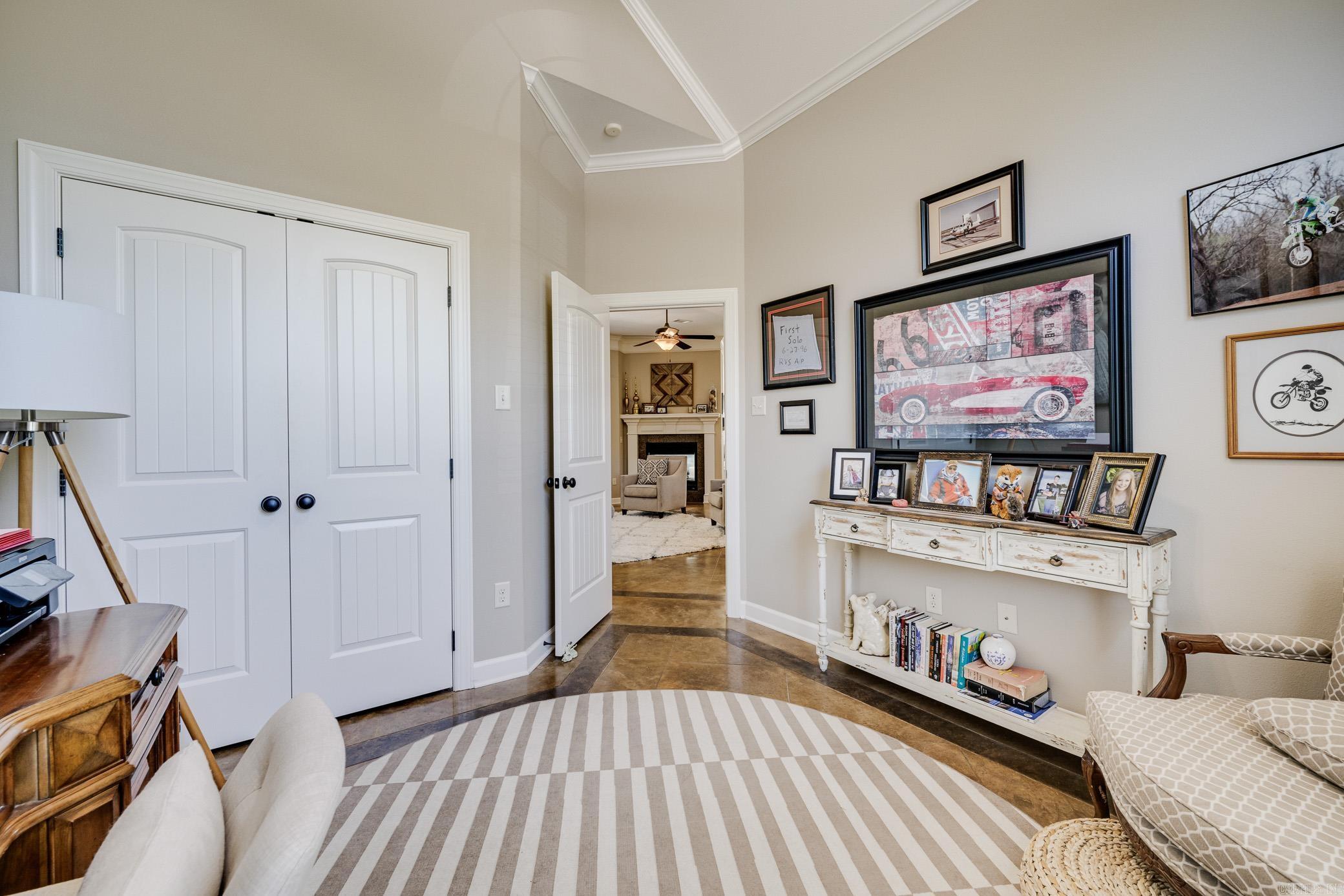 Majestic Pointe - Residential