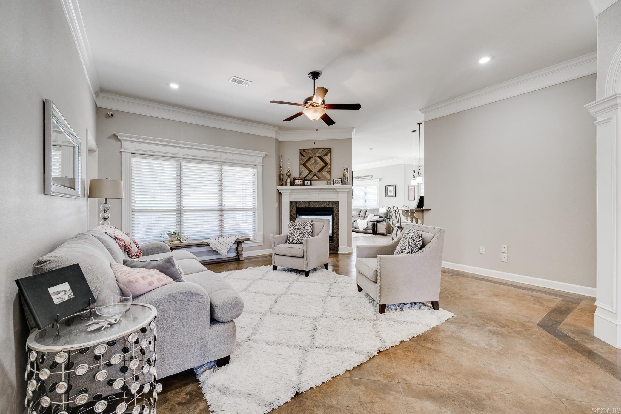 Majestic Pointe - Residential