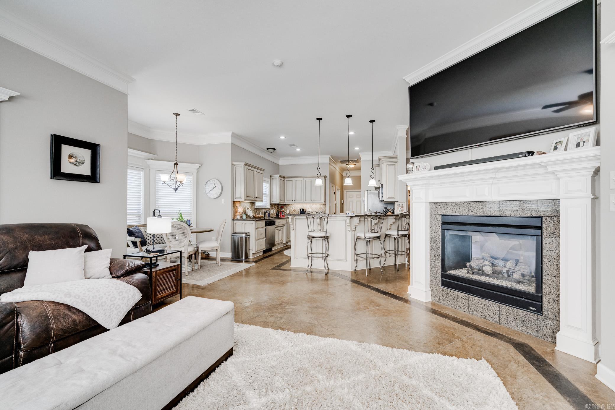 Majestic Pointe - Residential