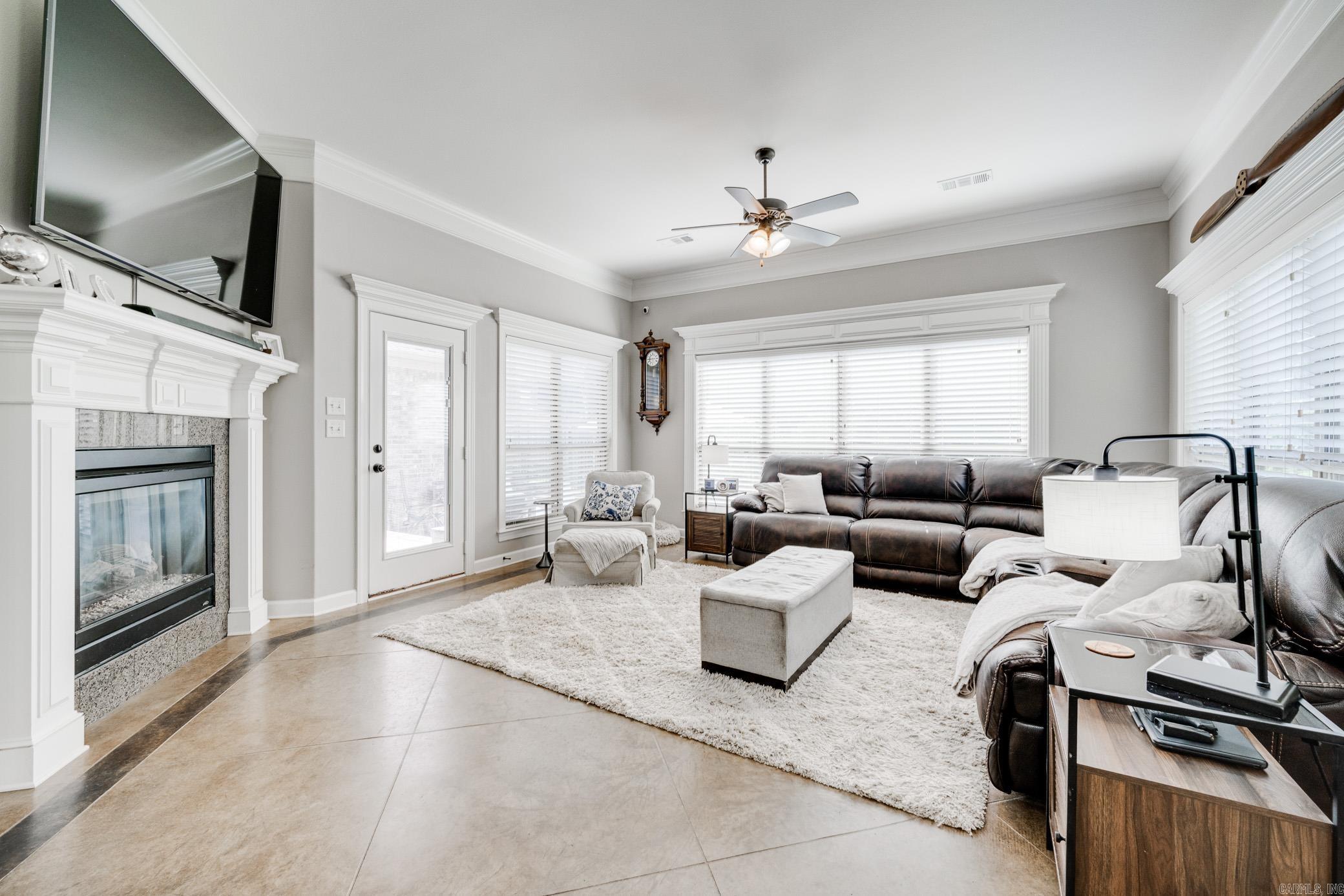 Majestic Pointe - Residential