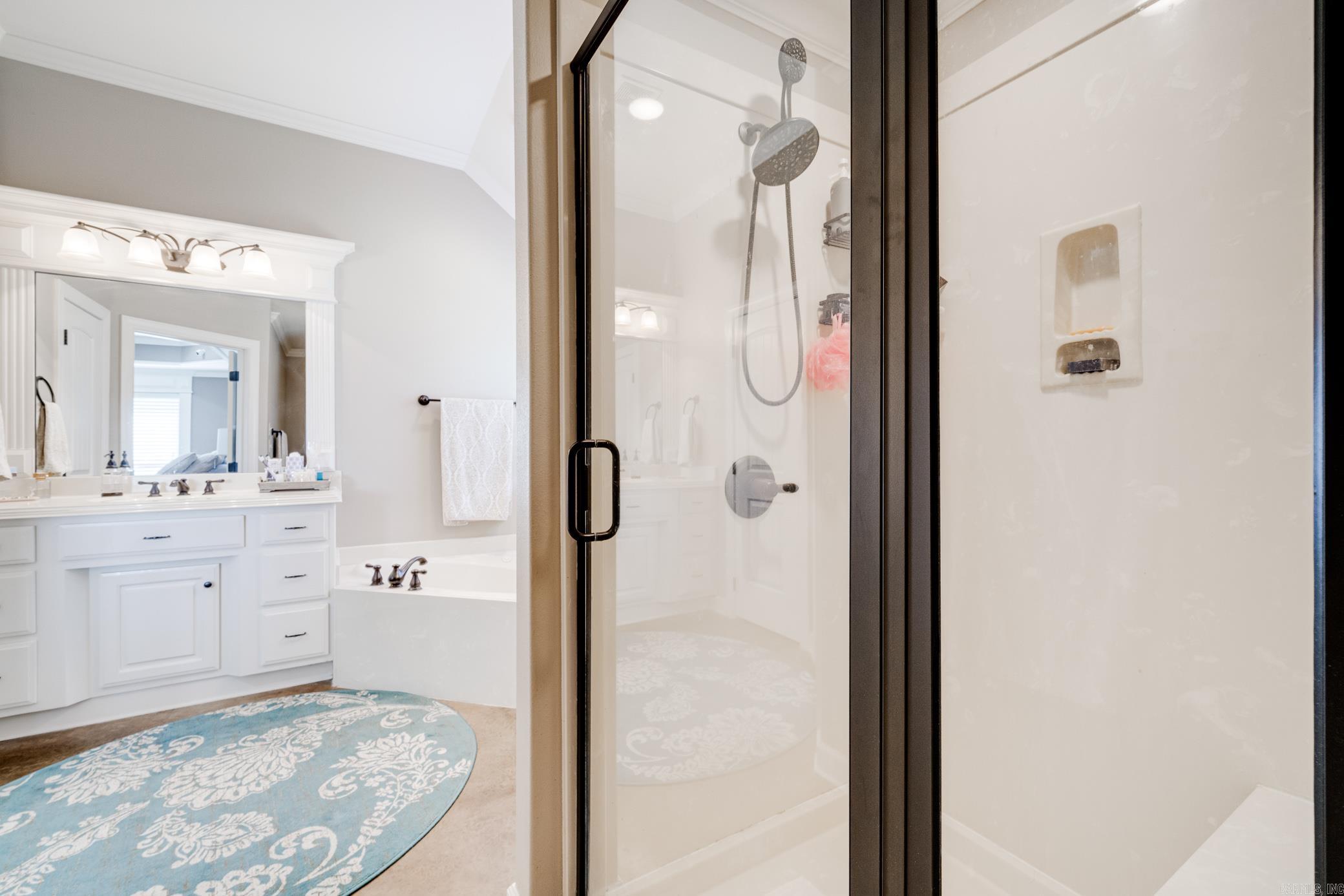 Majestic Pointe - Residential