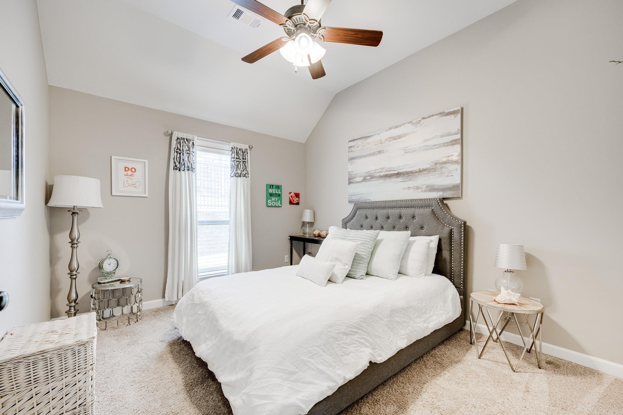 Majestic Pointe - Residential