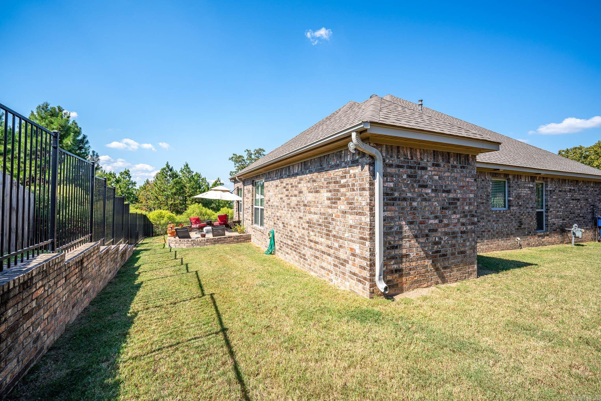 Majestic Pointe - Residential