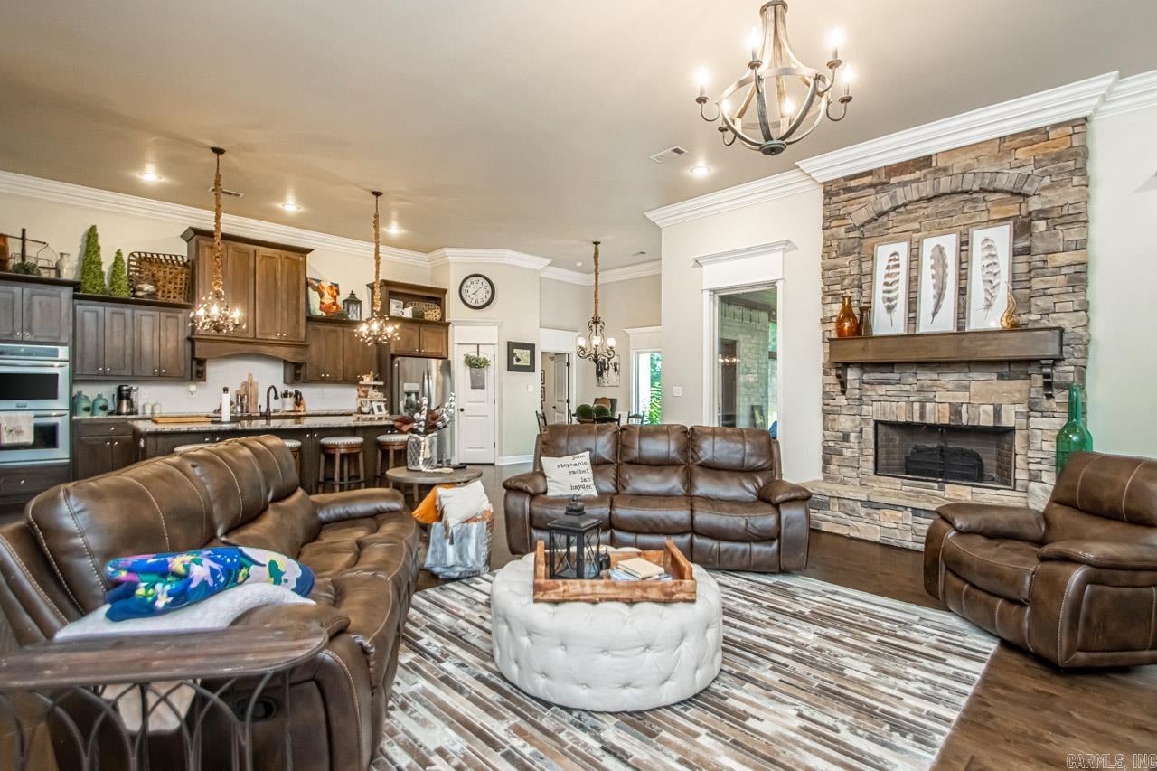 STONEHILL - Residential