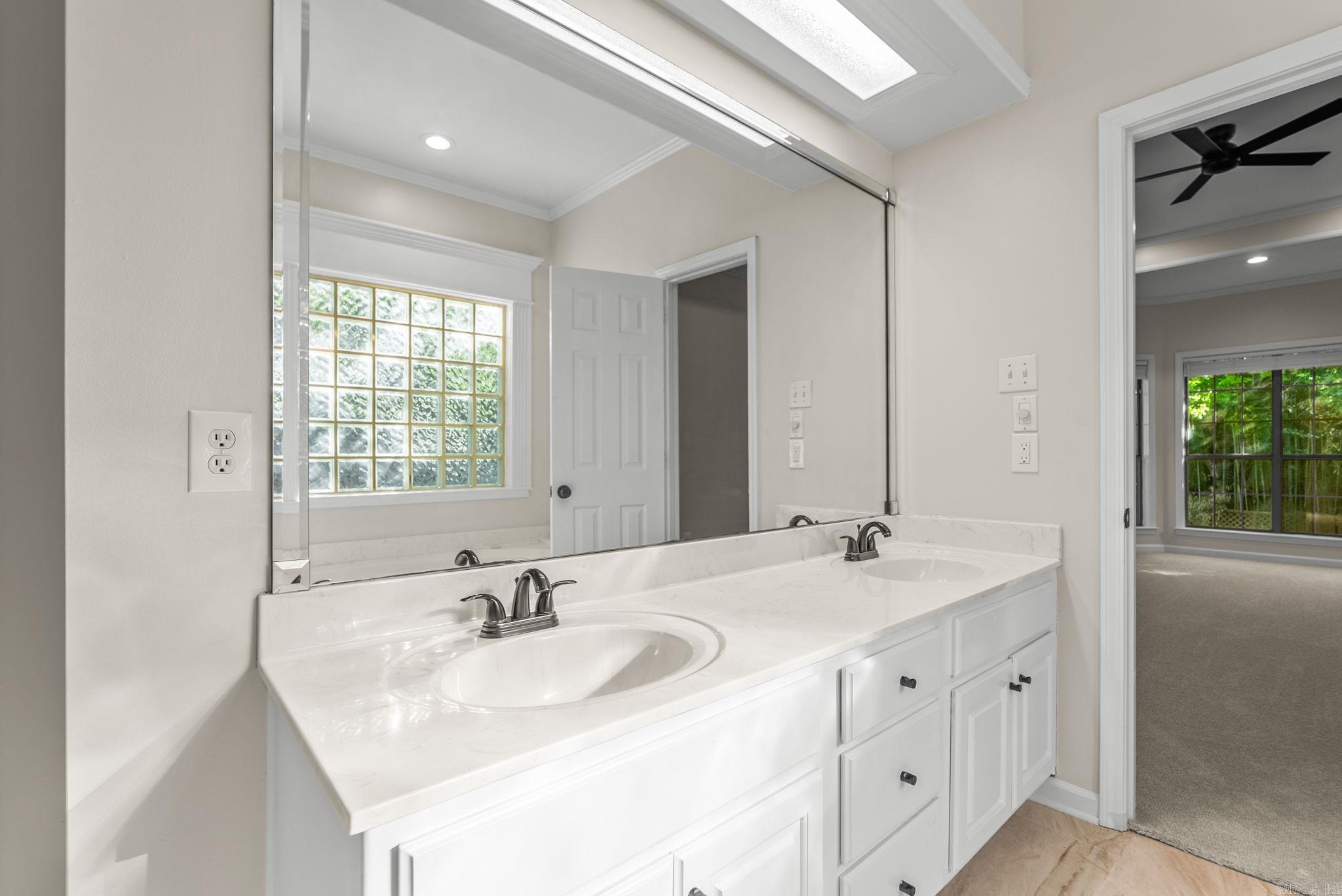 CHENAL VALLEY DUQUESNE COMMUNITY - Residential