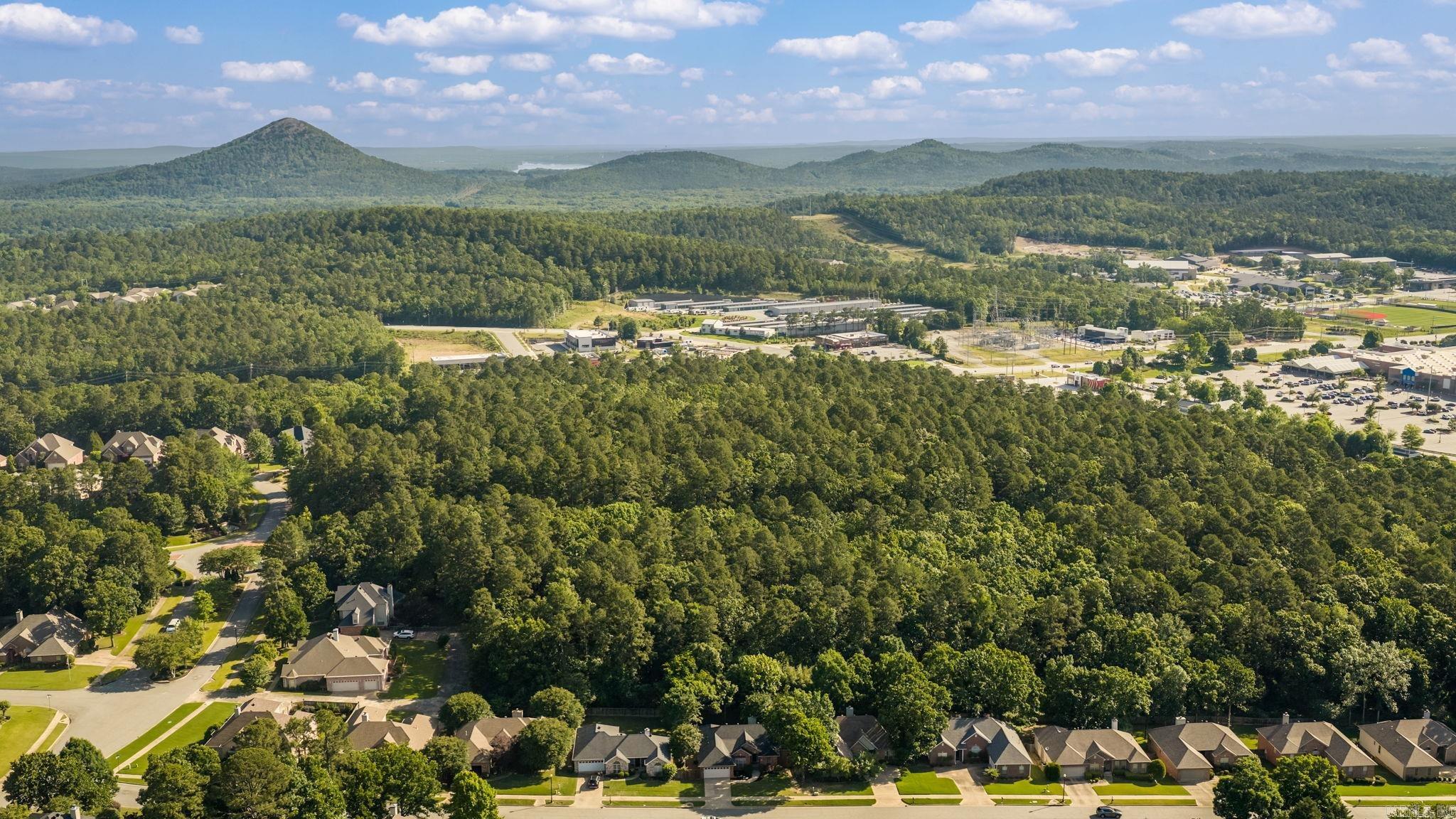 CHENAL VALLEY DUQUESNE COMMUNITY - Residential