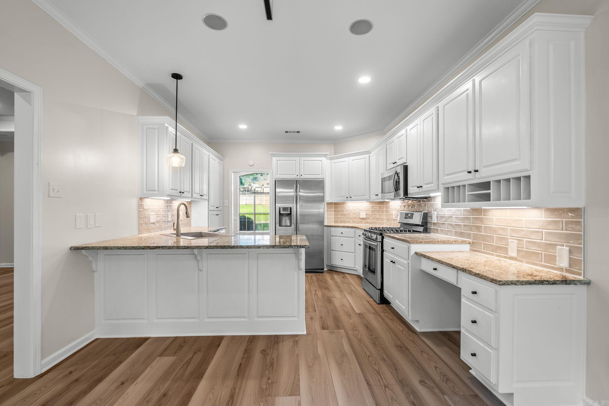 CHENAL VALLEY DUQUESNE COMMUNITY - Residential