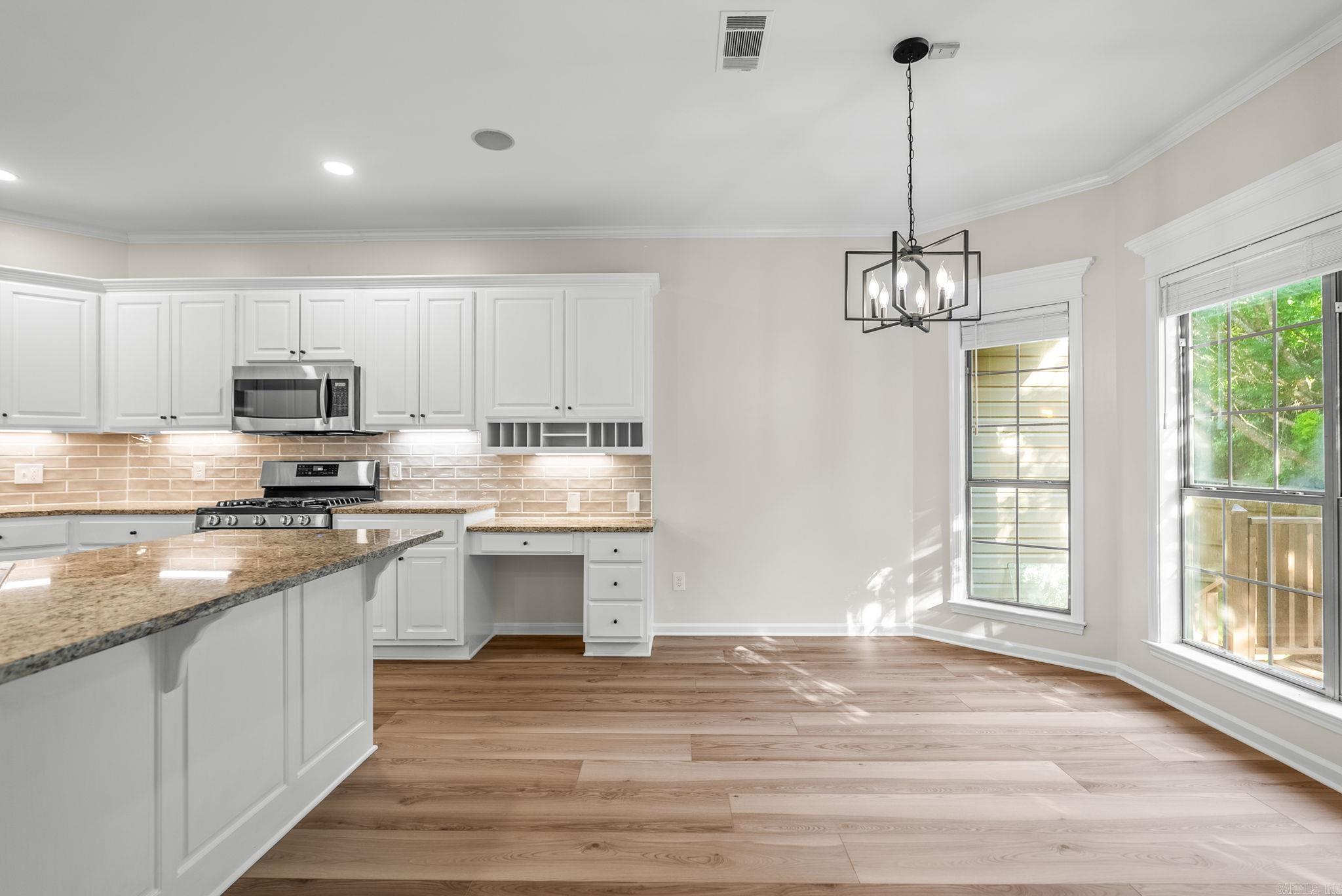 CHENAL VALLEY DUQUESNE COMMUNITY - Residential