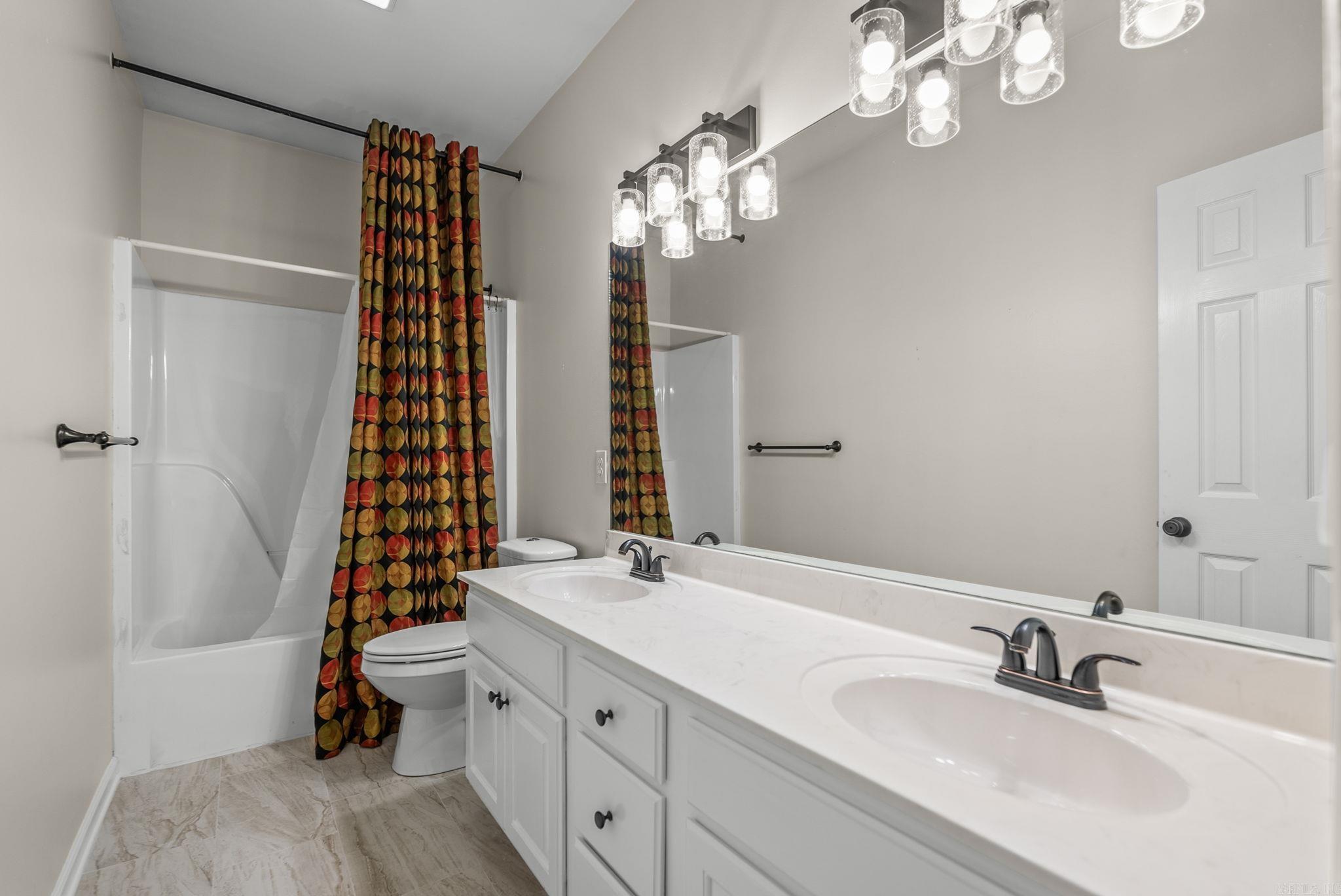 CHENAL VALLEY DUQUESNE COMMUNITY - Residential