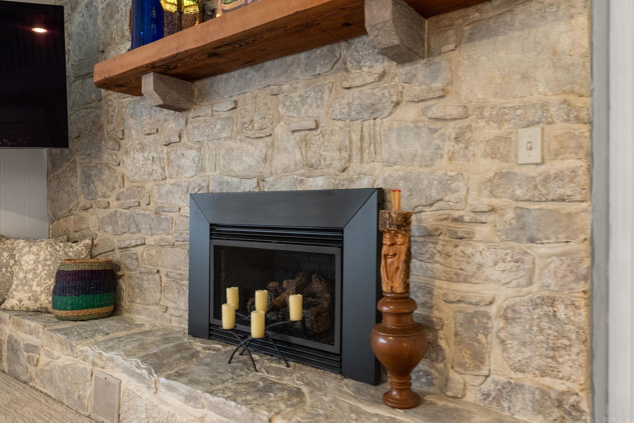 SYLVAN SHORES - LAKE - Residential