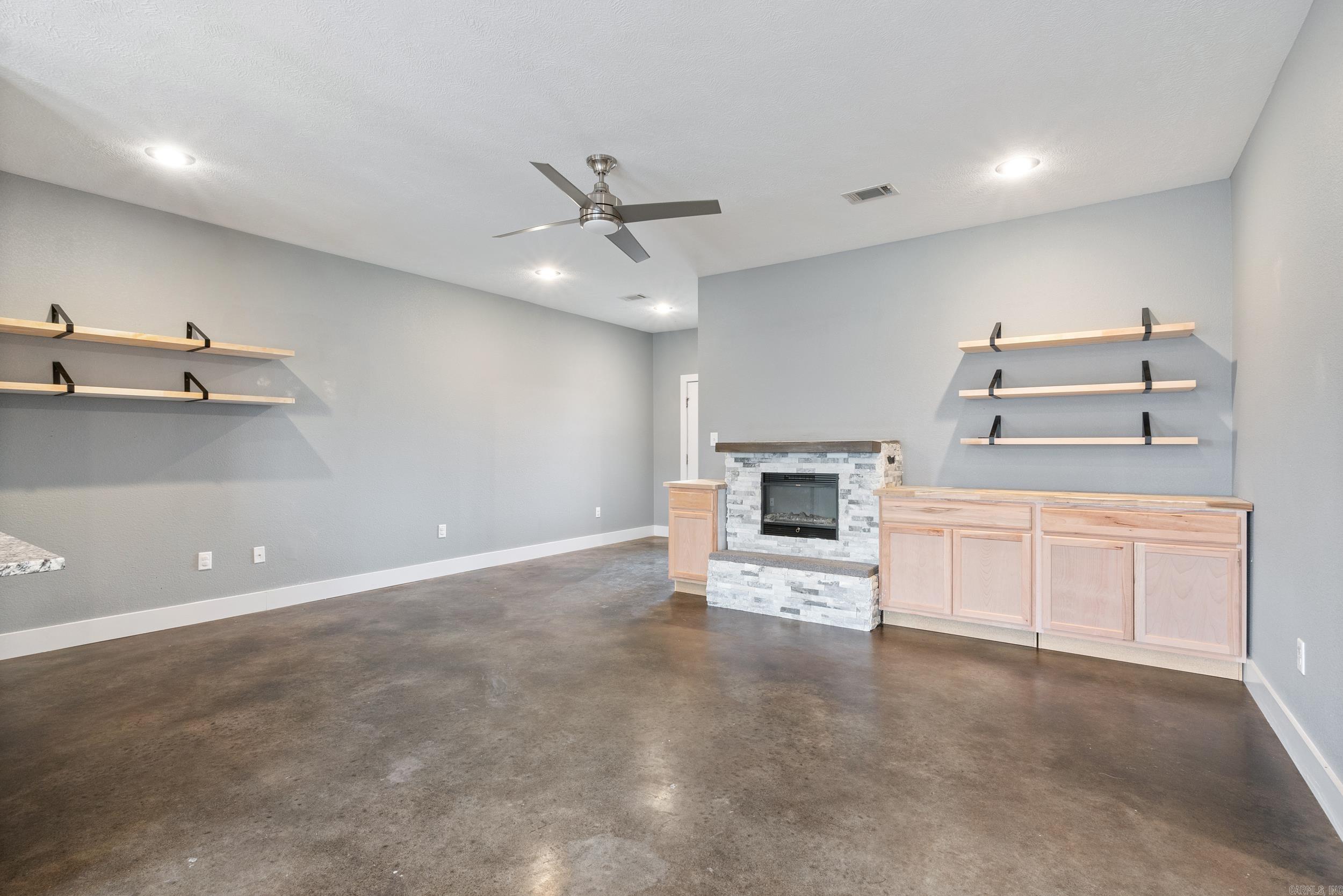 PARKWOOD MEADOWS - Residential