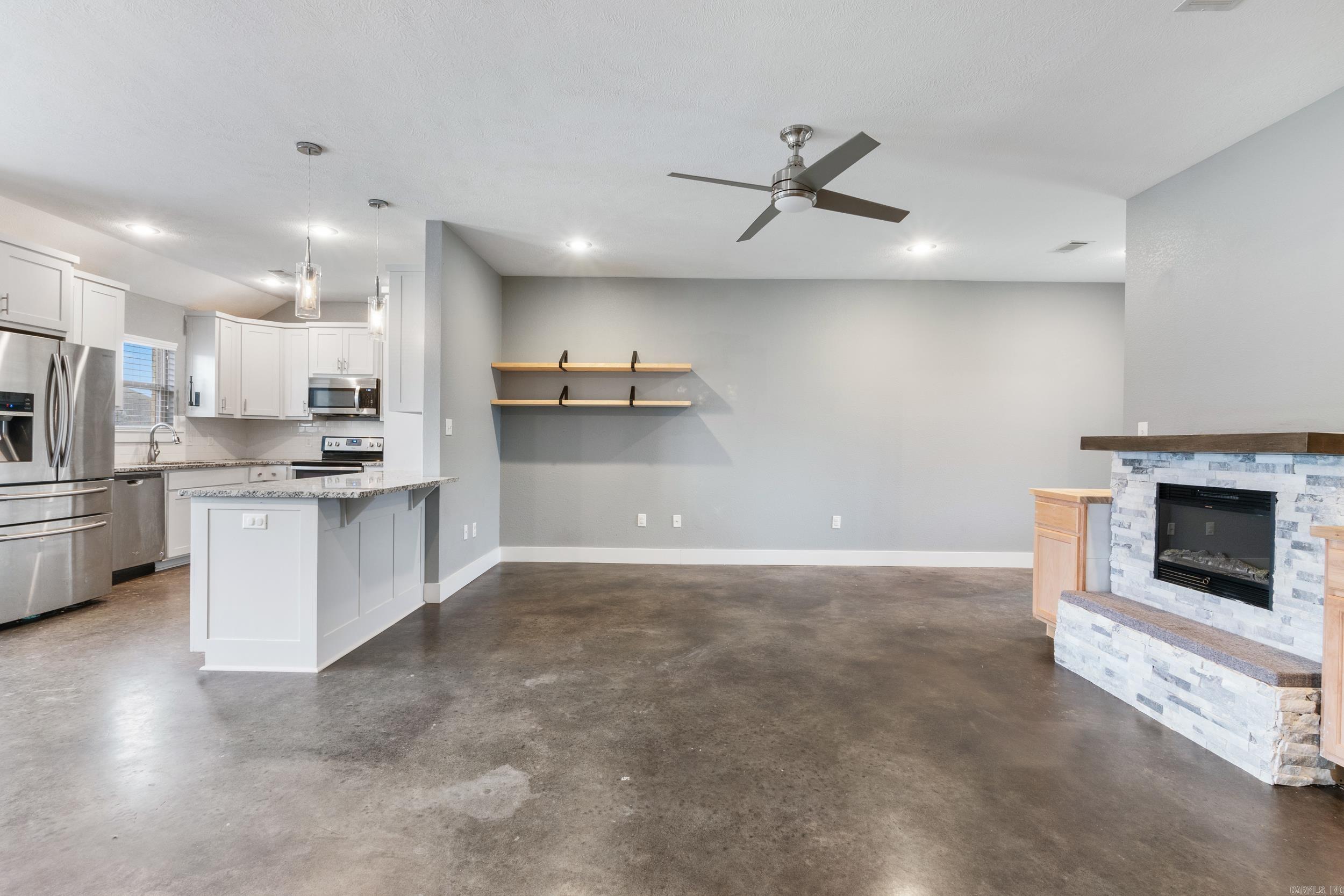 PARKWOOD MEADOWS - Residential