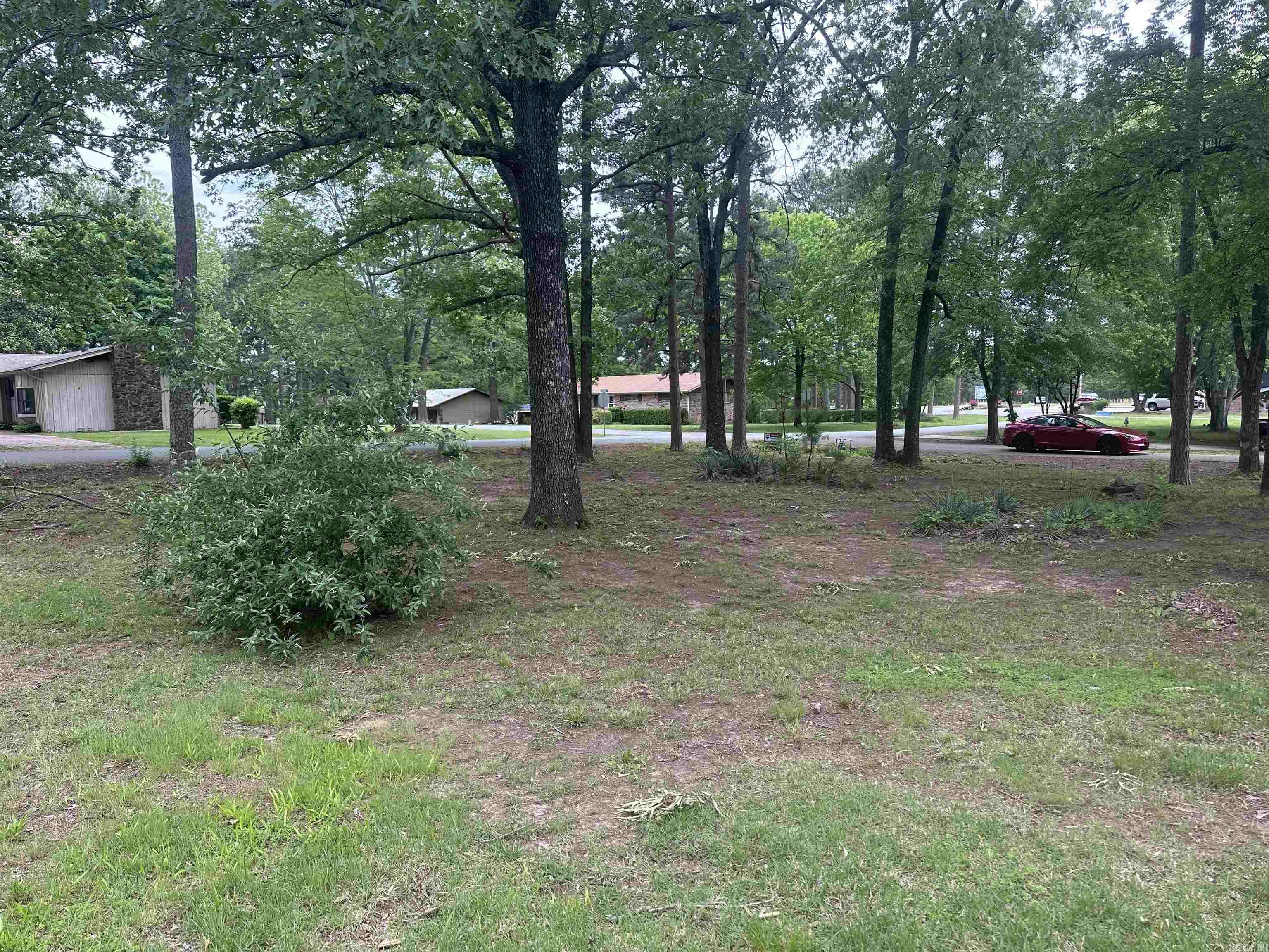 ARROWHEAD VILLAGE - Residential