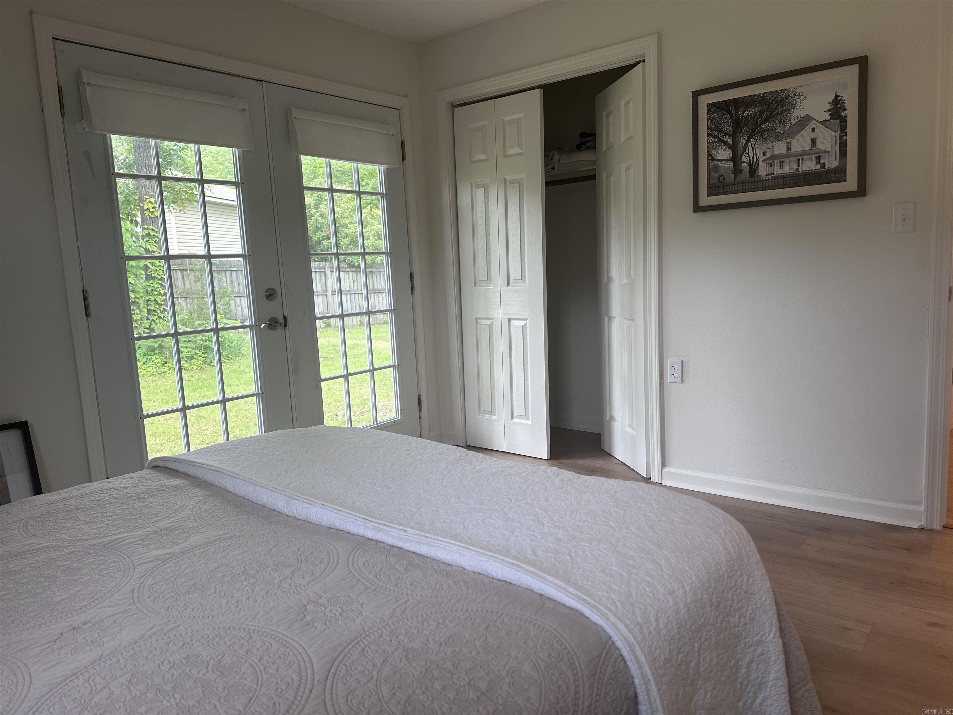 ARROWHEAD VILLAGE - Residential