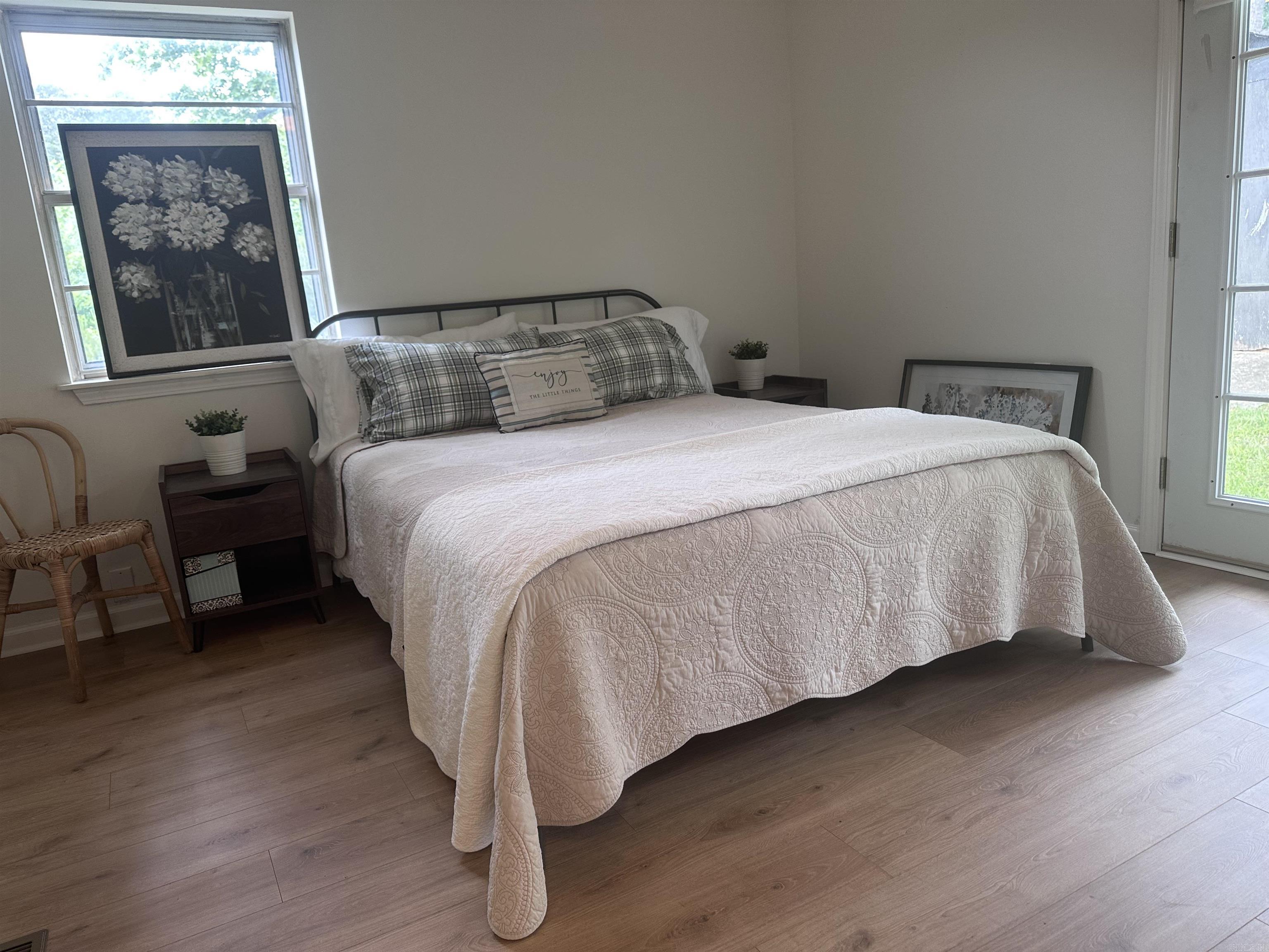 ARROWHEAD VILLAGE - Residential