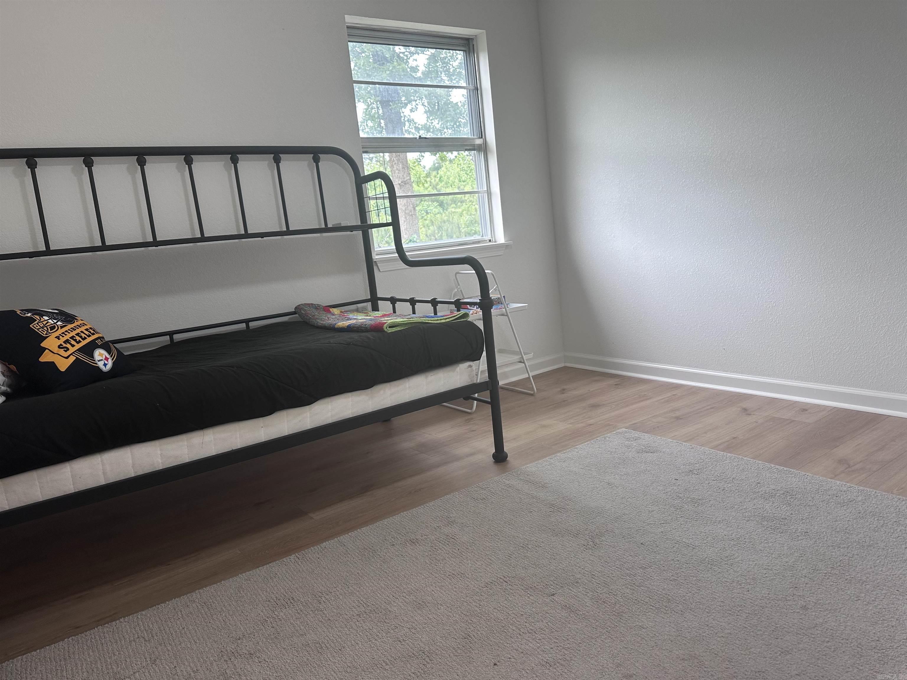 ARROWHEAD VILLAGE - Residential