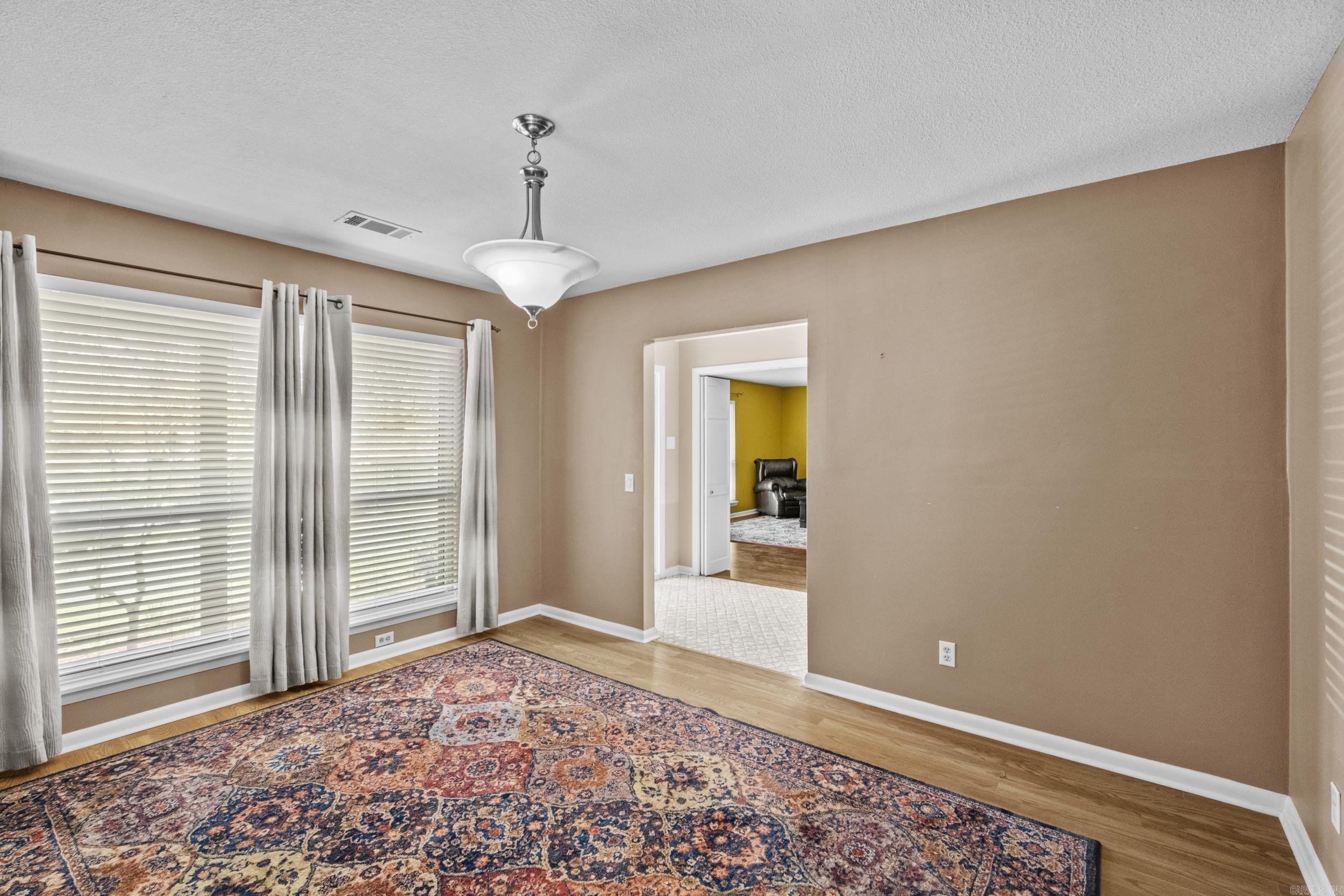 INDIAN HILLS - Residential