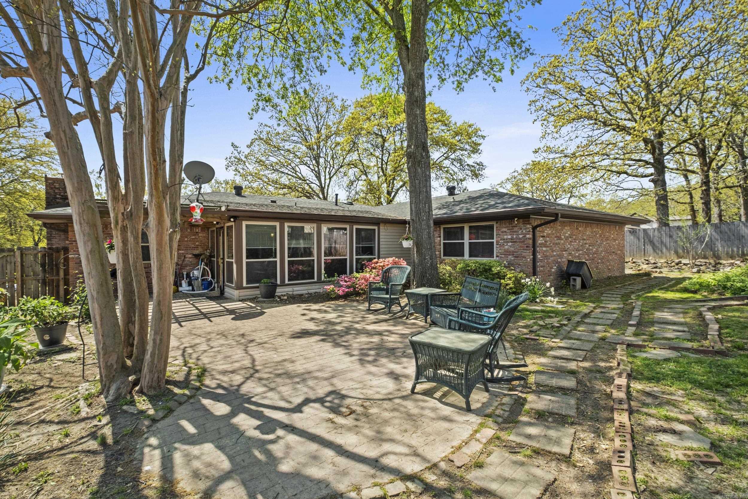 INDIAN HILLS - Residential