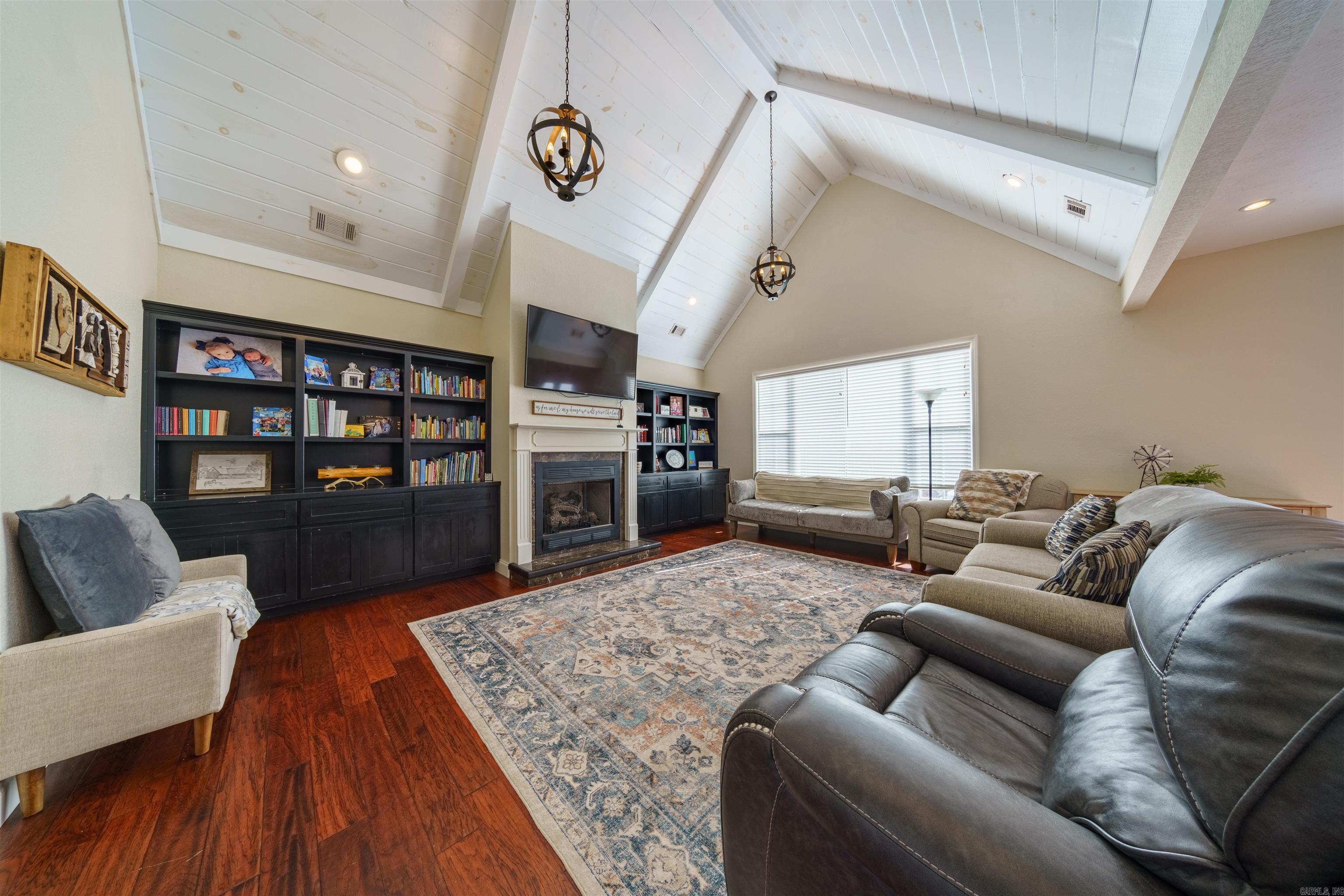 DOUBLE OAK ESTATES - Residential
