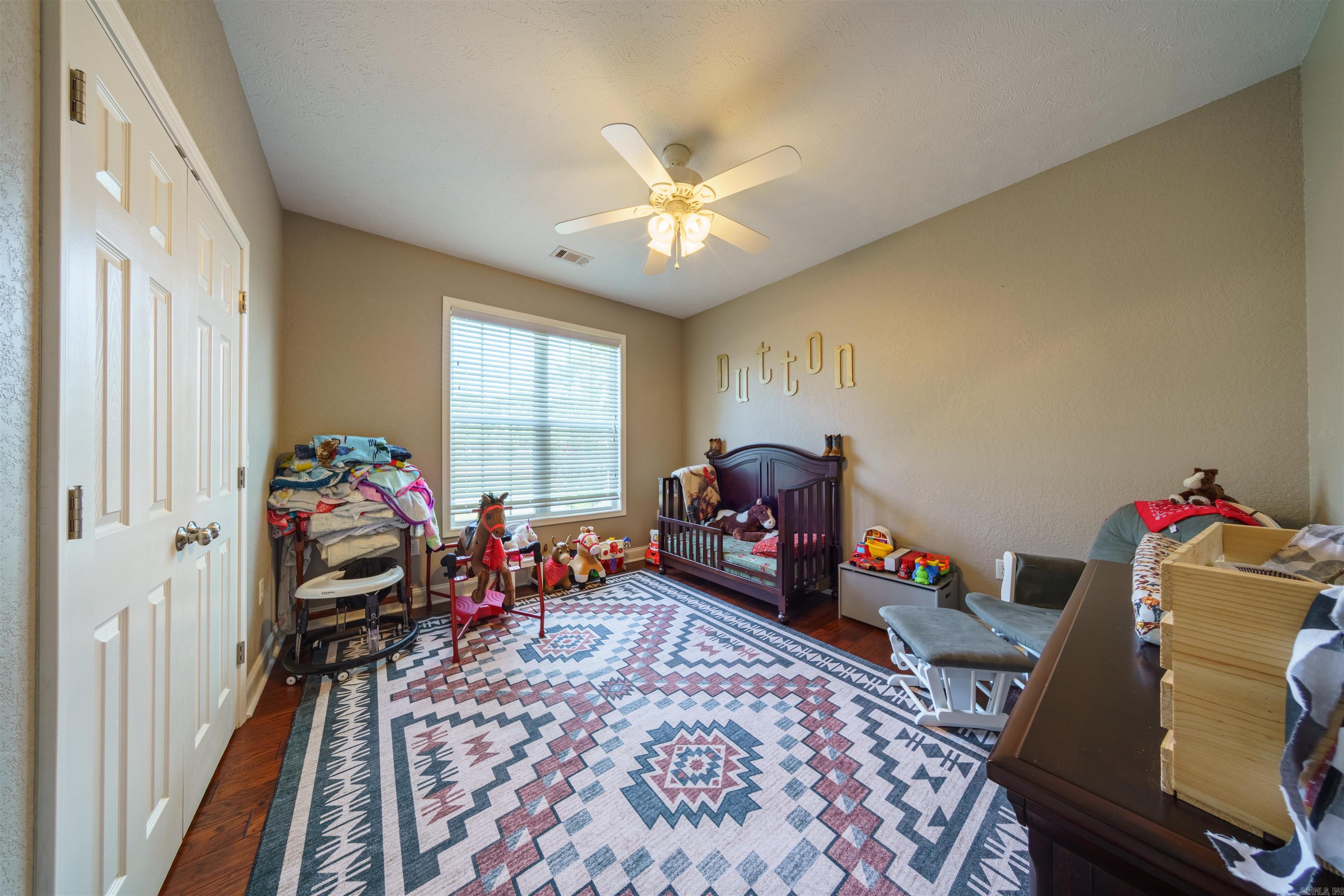 DOUBLE OAK ESTATES - Residential