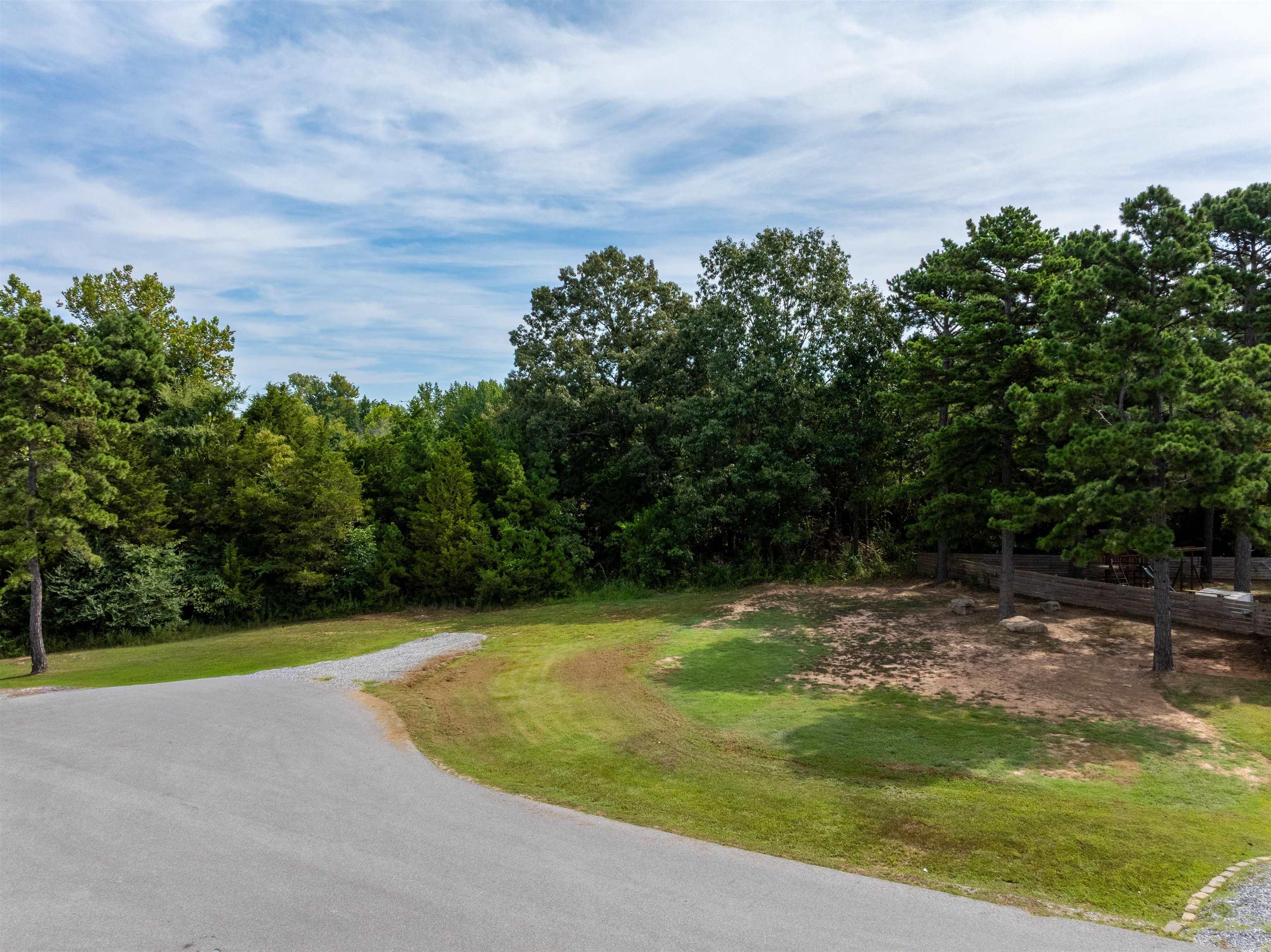 DOUBLE OAK ESTATES - Residential