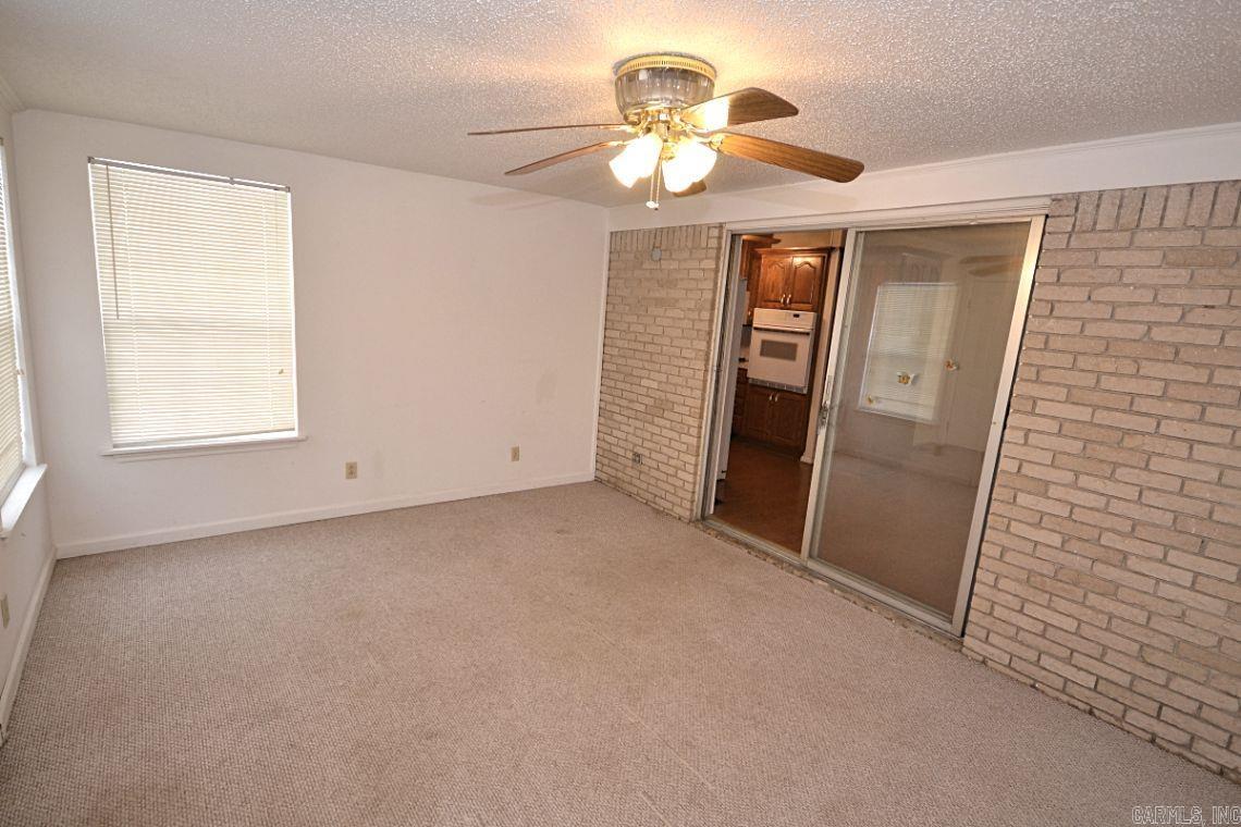 BROWN RONNY - Residential