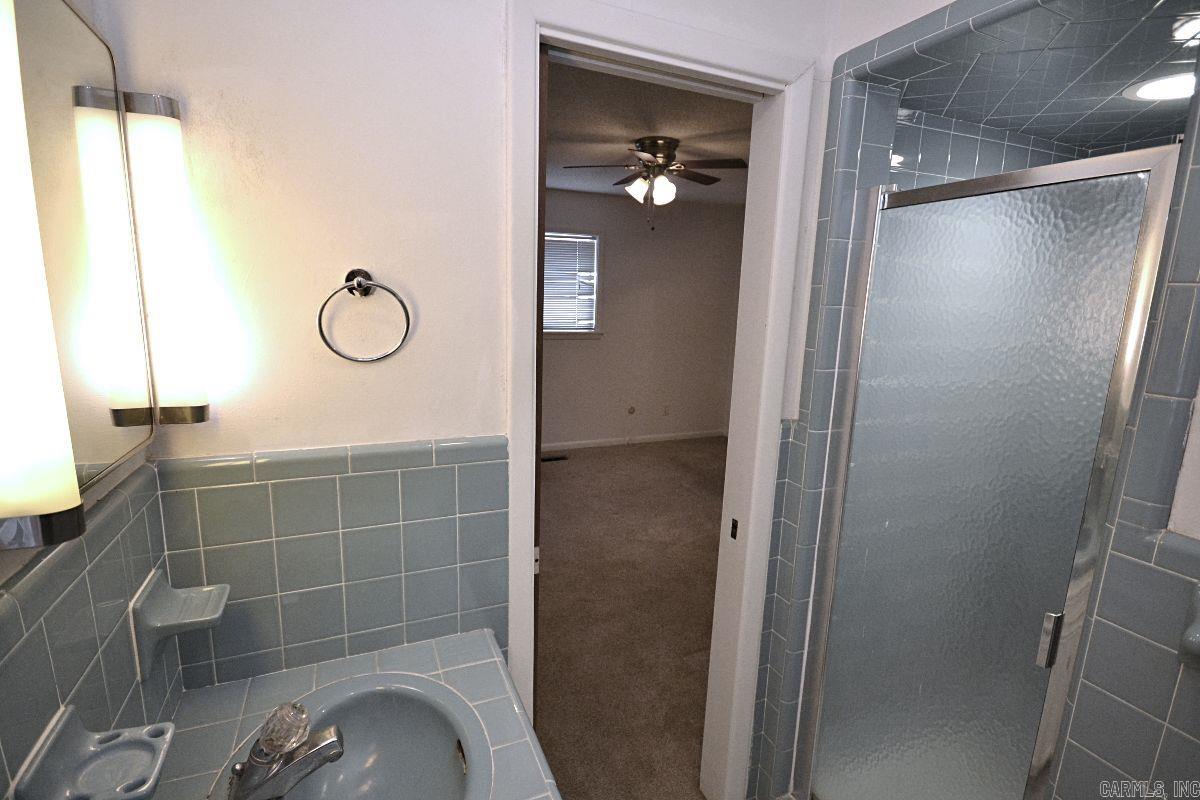 BROWN RONNY - Residential