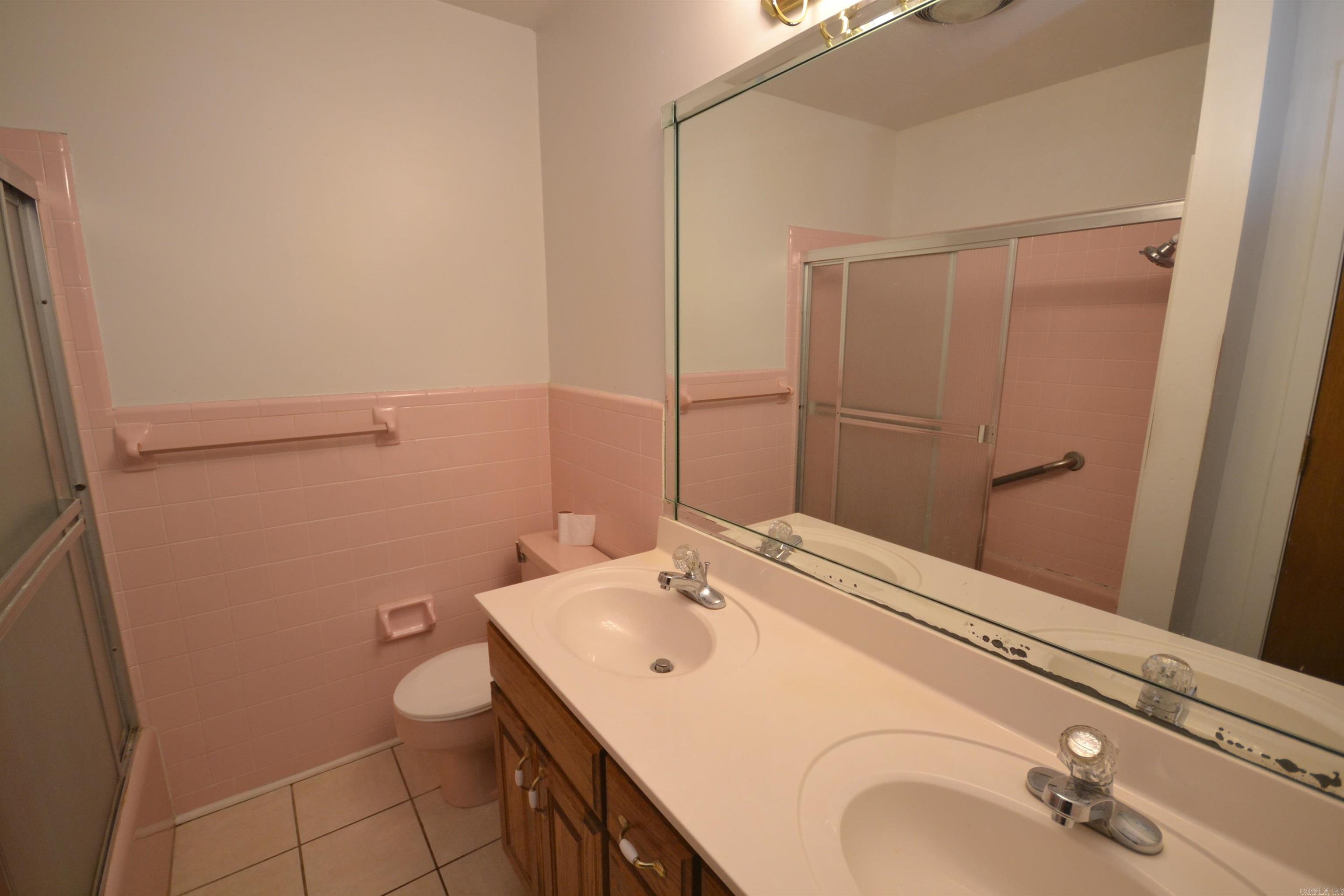 BROWN RONNY - Residential