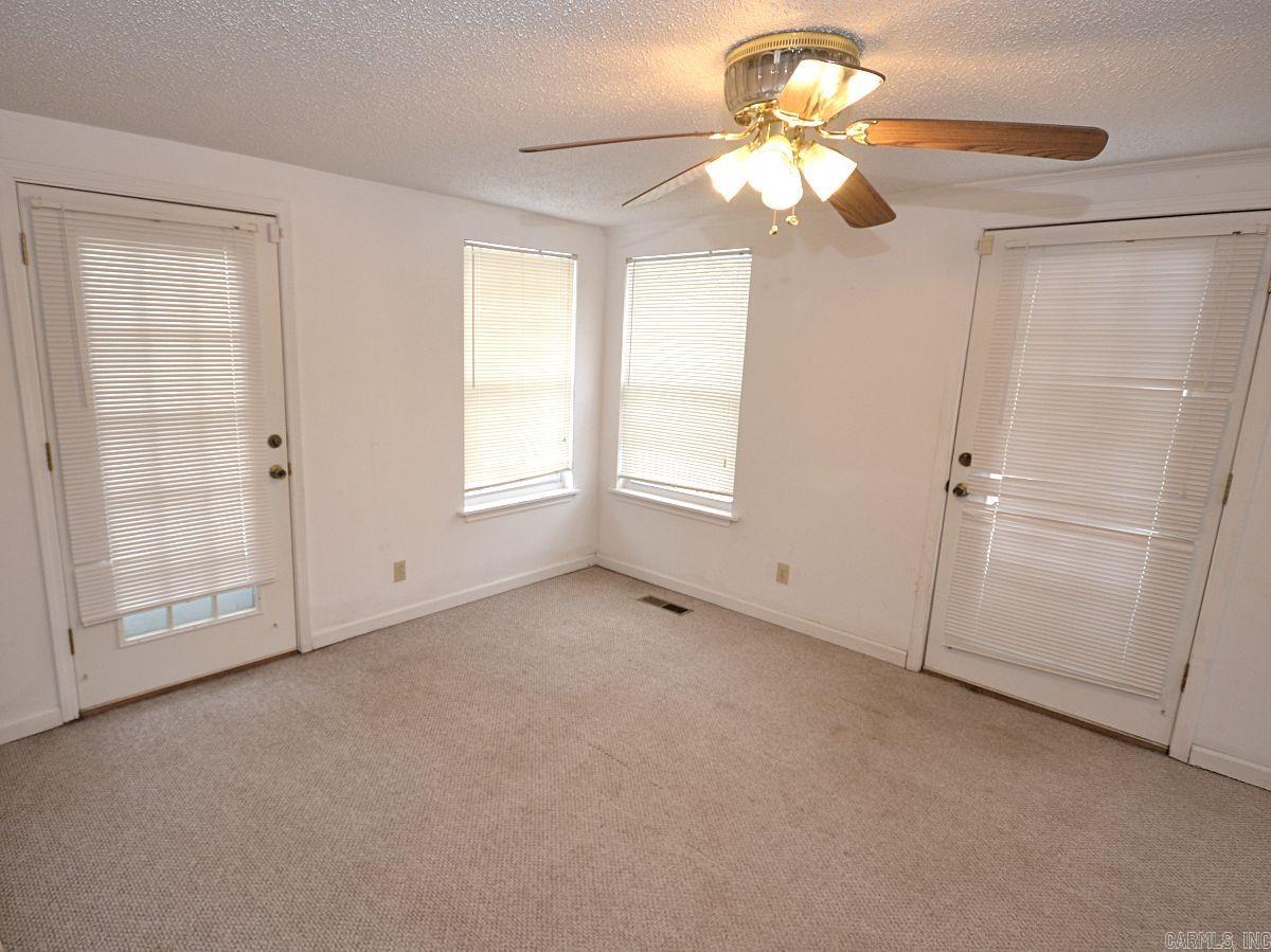 BROWN RONNY - Residential