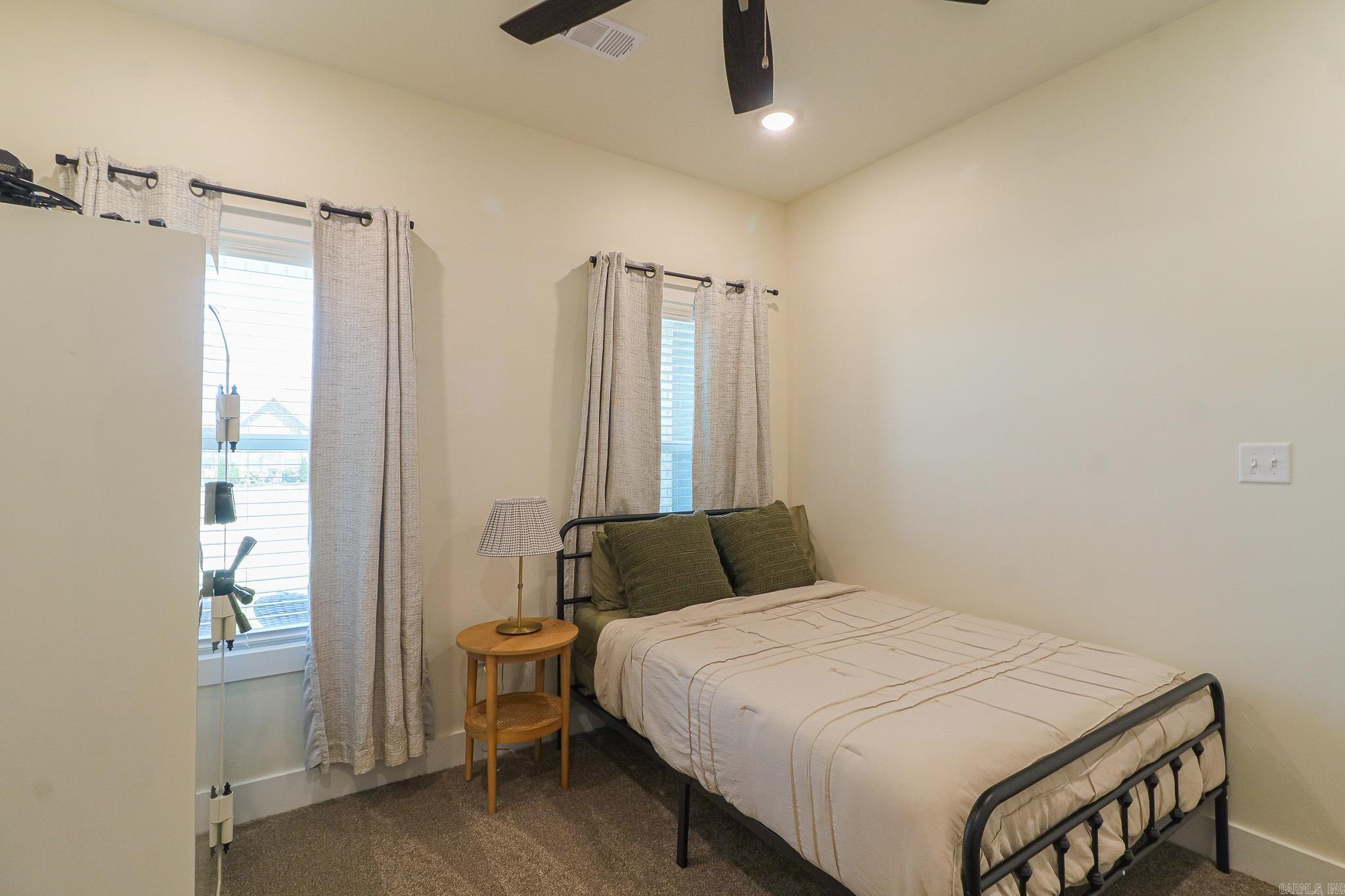 Sarah Crossing - Residential