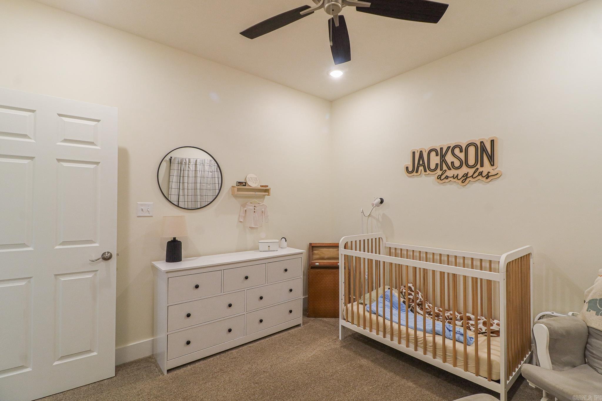 Sarah Crossing - Residential