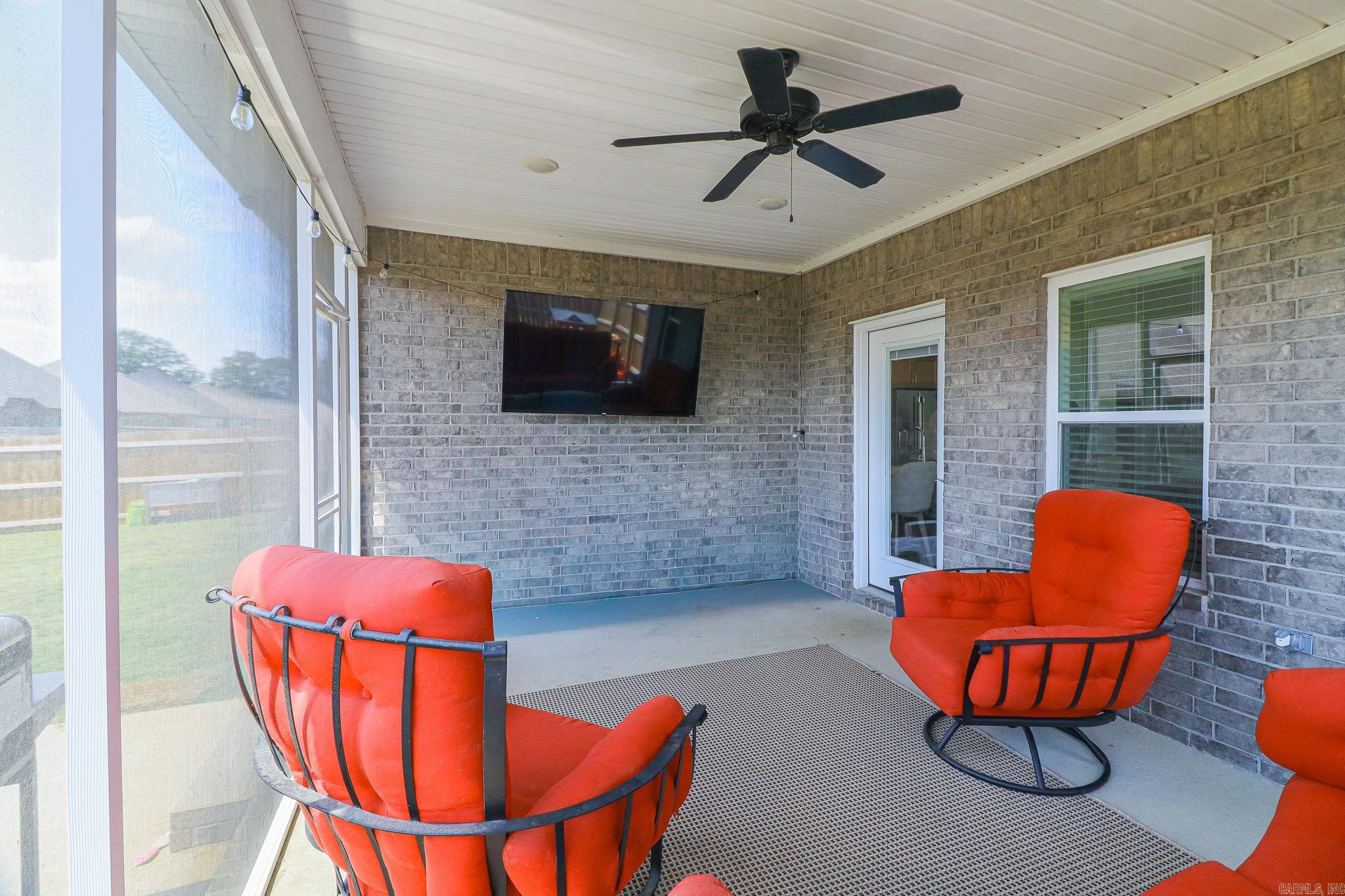 Sarah Crossing - Residential