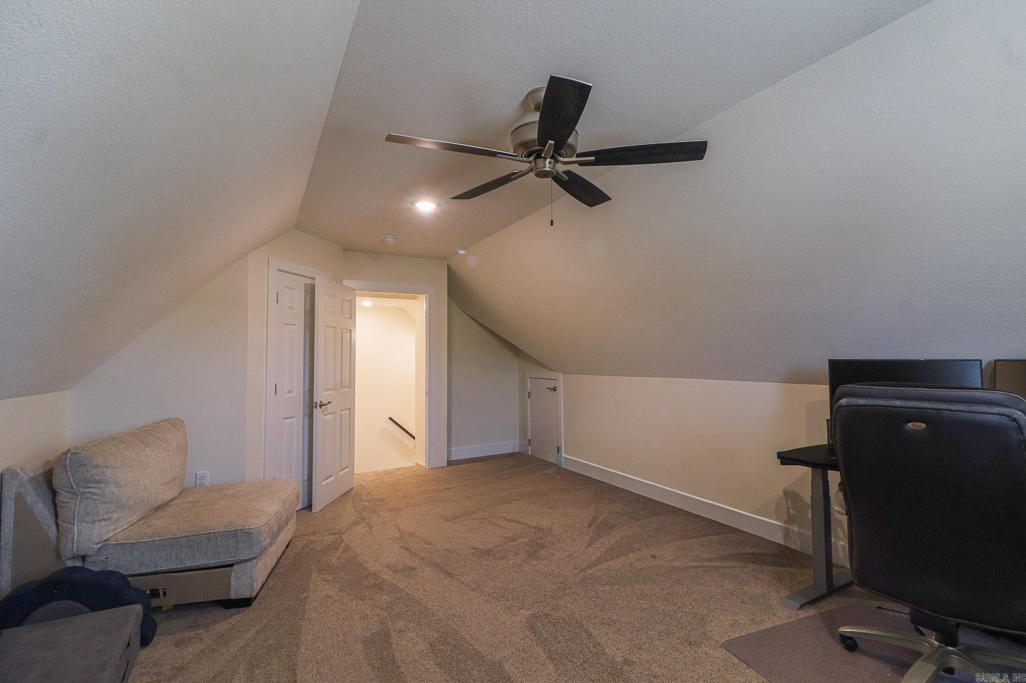 Sarah Crossing - Residential