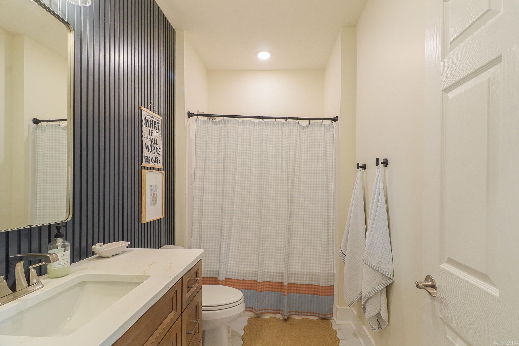 Sarah Crossing - Residential