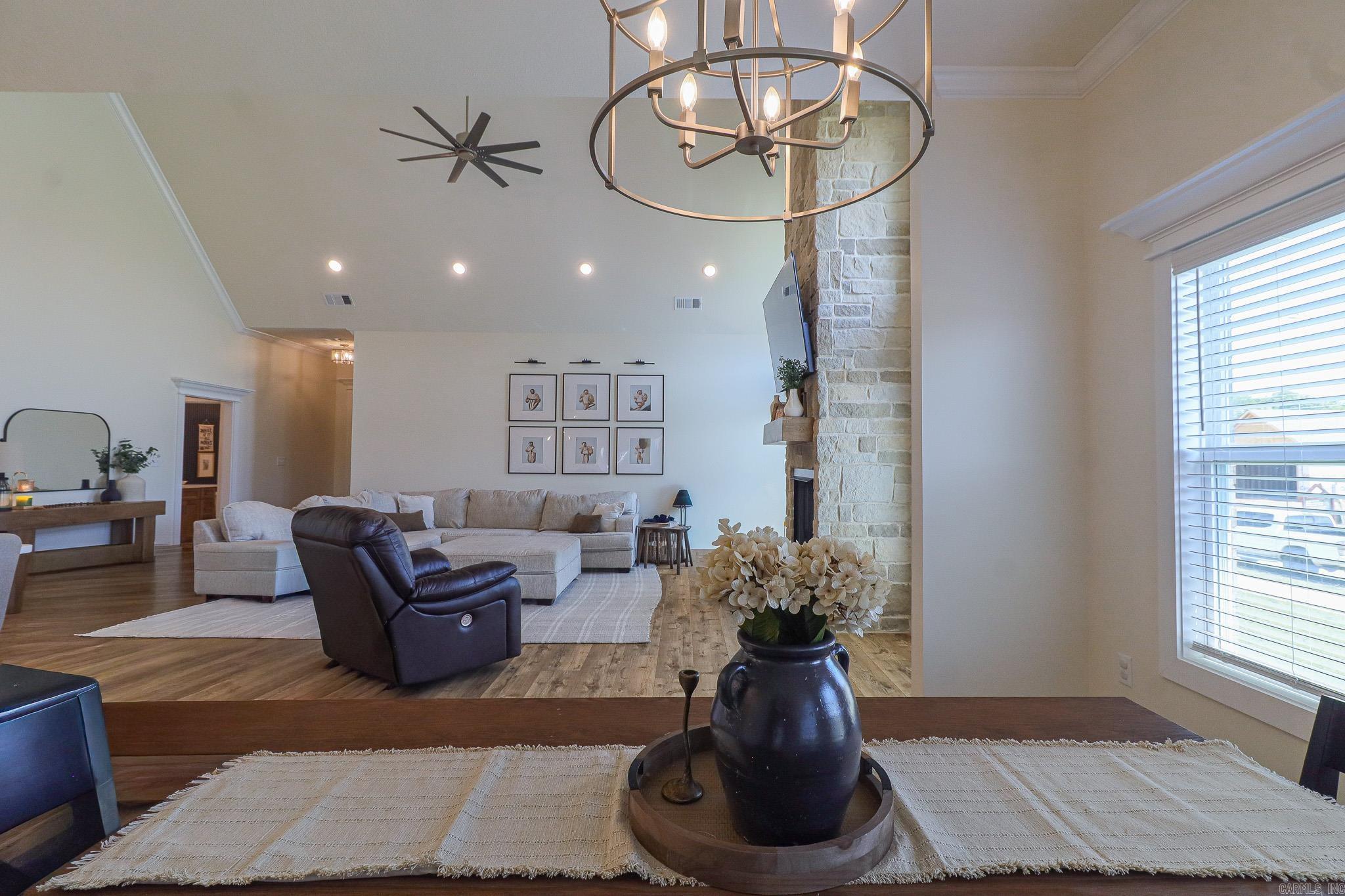 Sarah Crossing - Residential