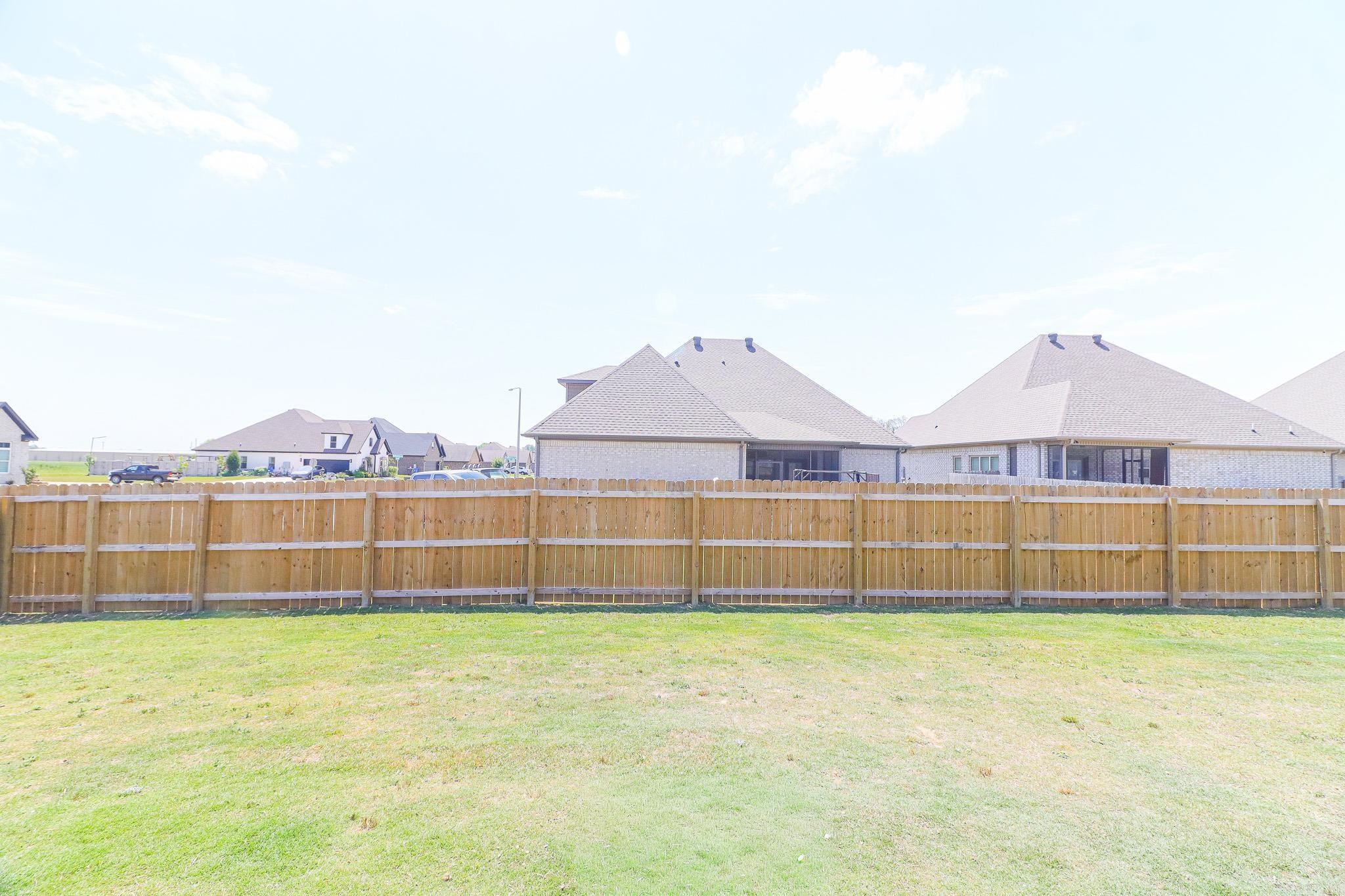 Sarah Crossing - Residential