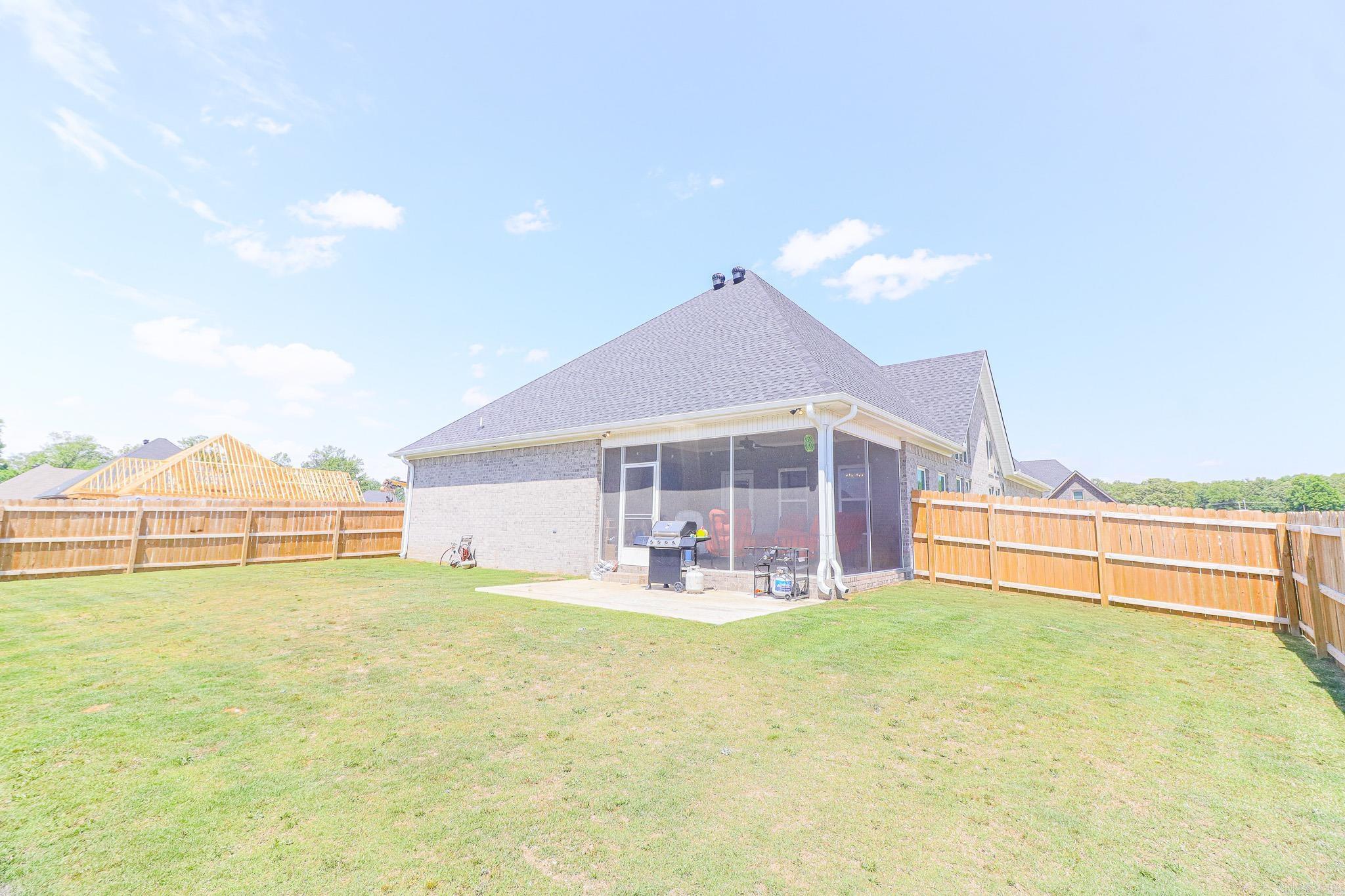 Sarah Crossing - Residential