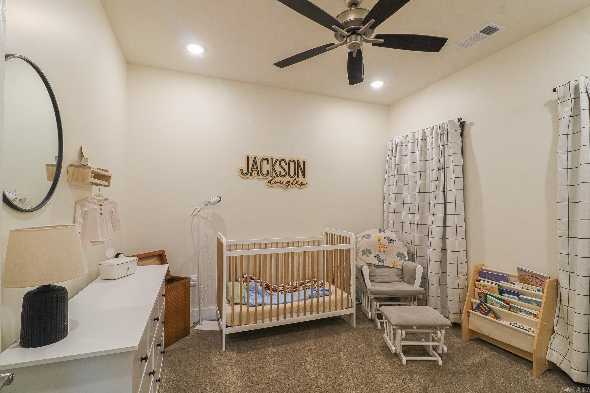 Sarah Crossing - Residential