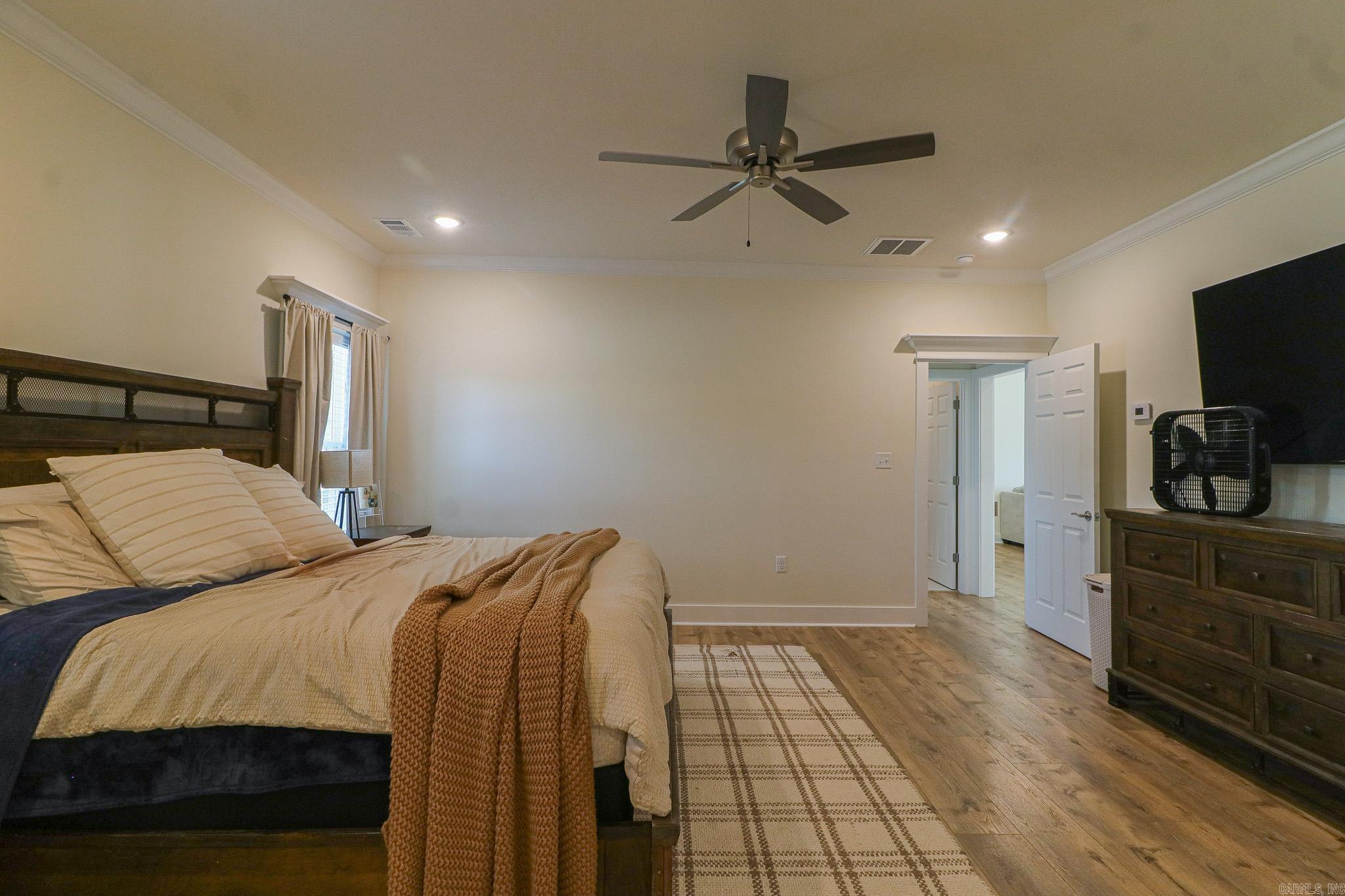 Sarah Crossing - Residential