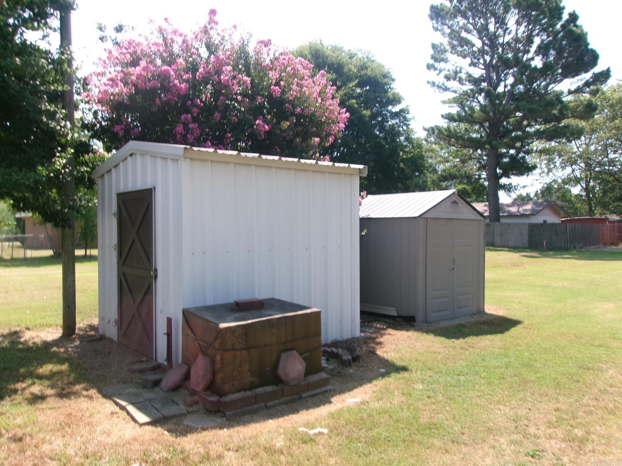 Hogan & Gann - Residential