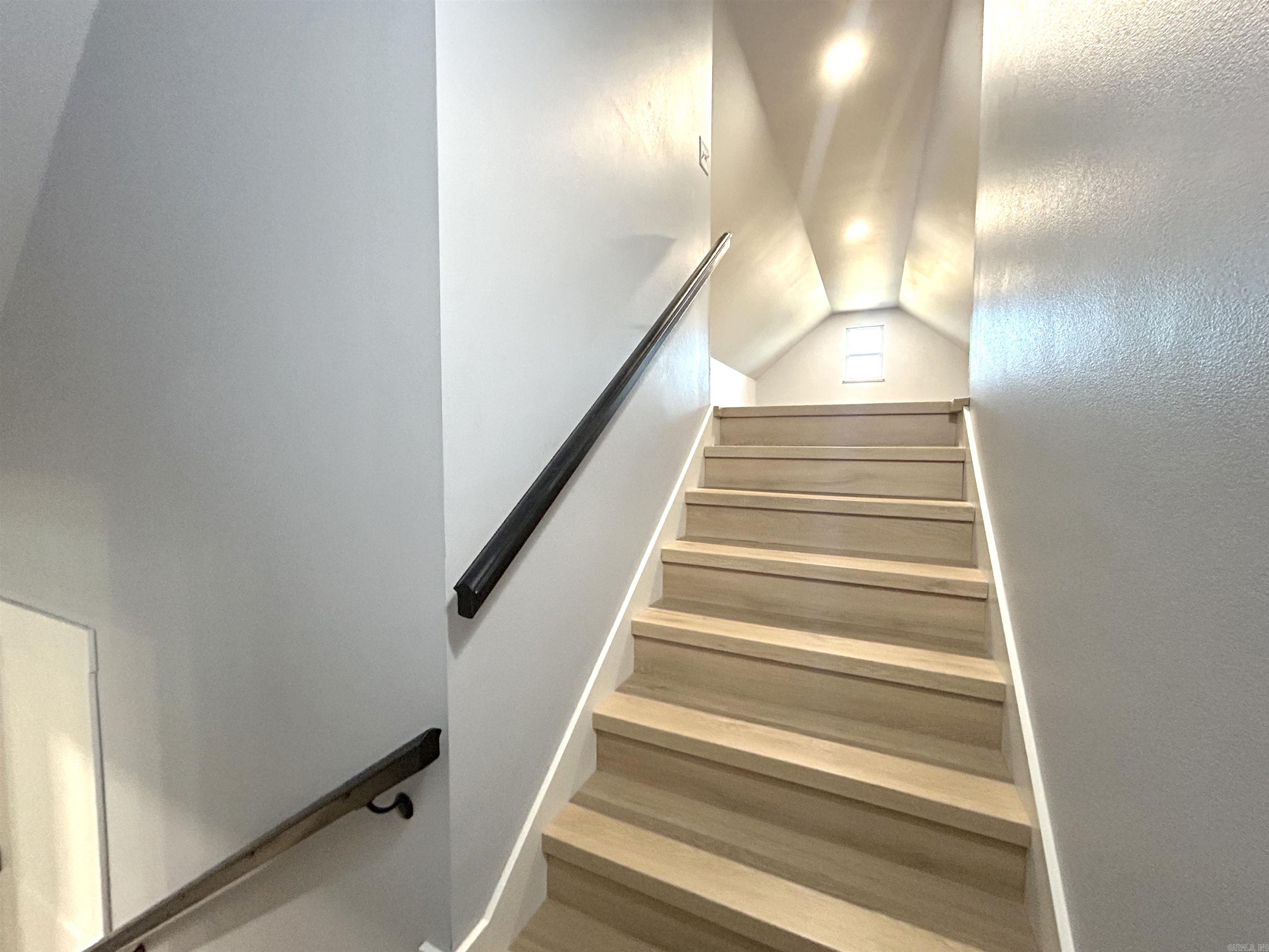 BIG CREEK ESTATES - Residential