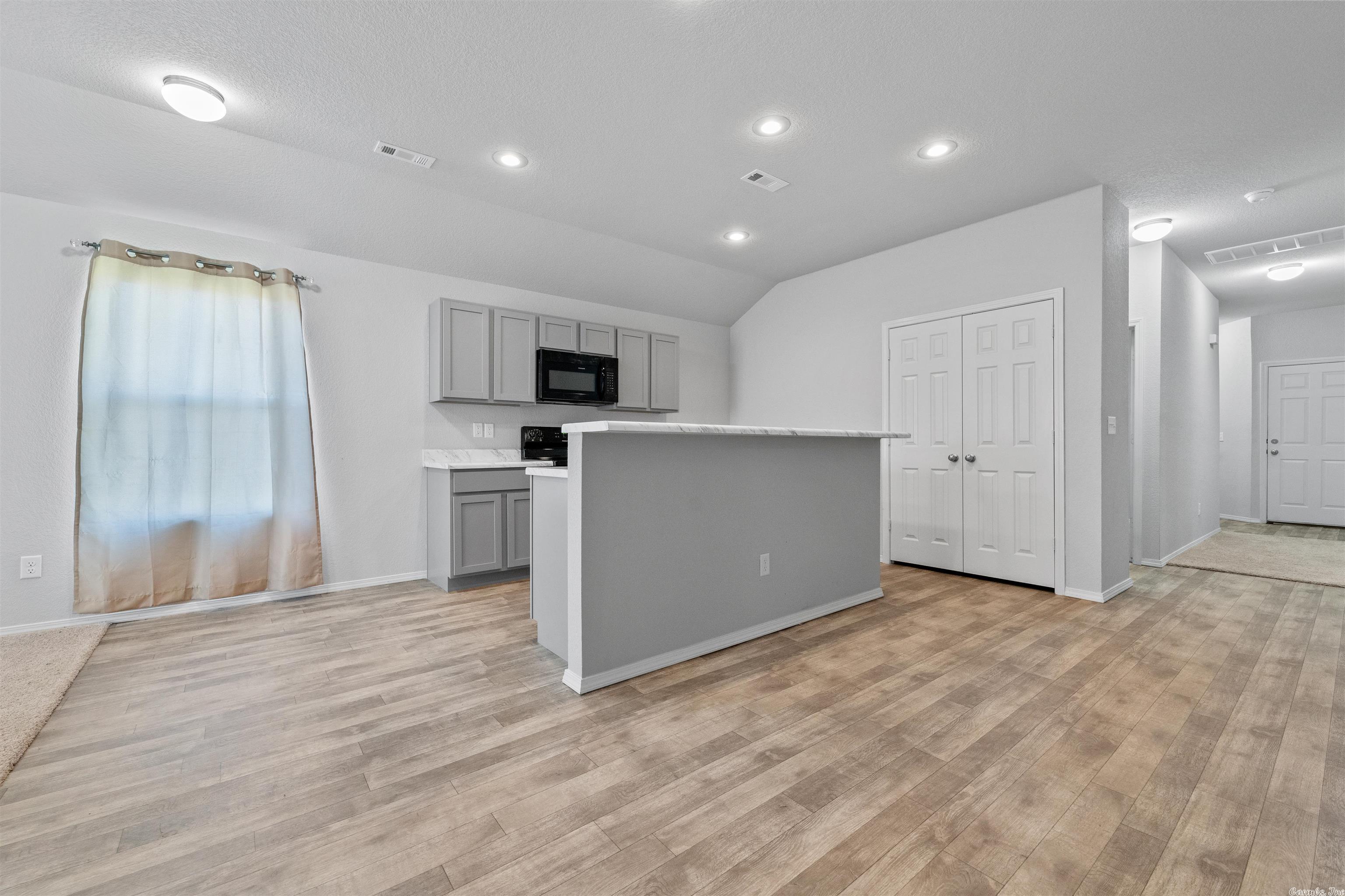 FAULKNER CROSSING - Residential