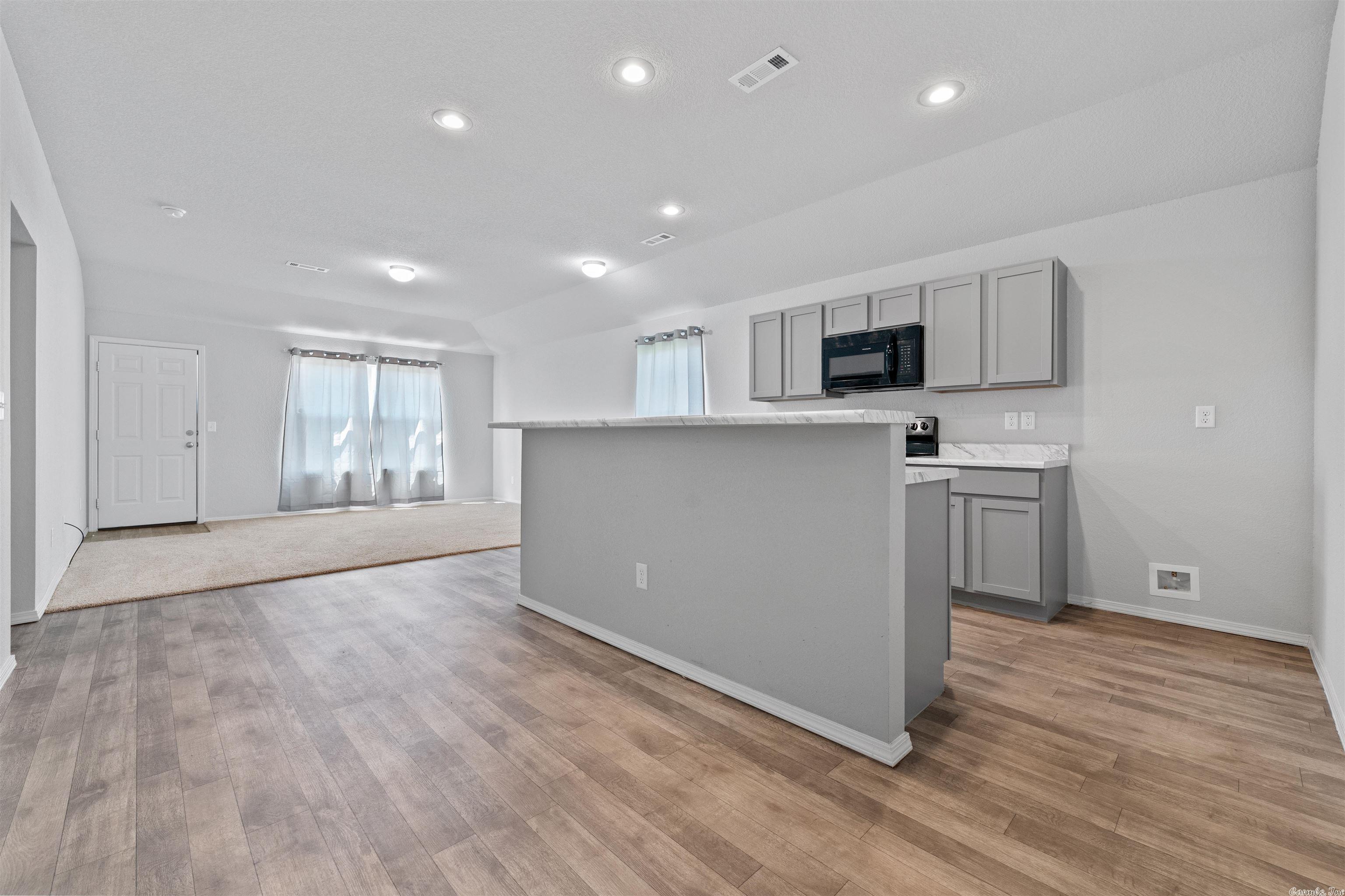 FAULKNER CROSSING - Residential