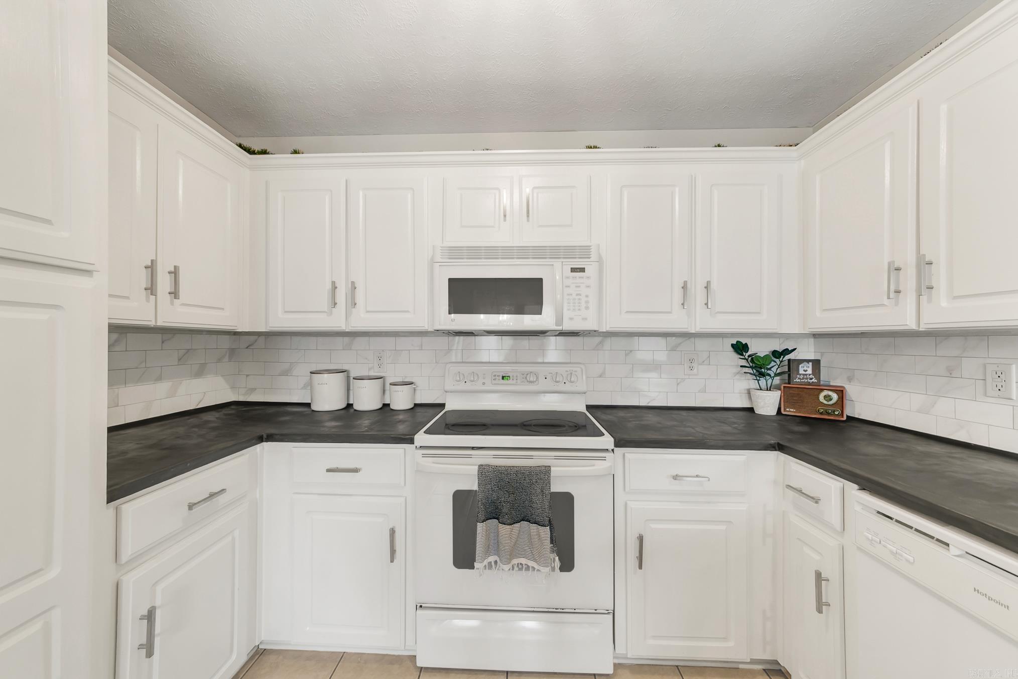 BLOOMING RIDGE - Residential