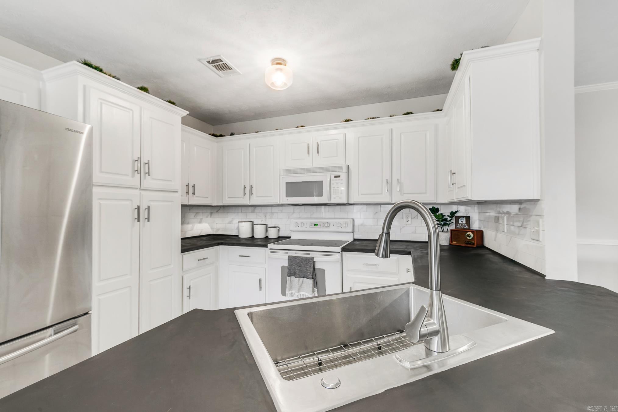 BLOOMING RIDGE - Residential