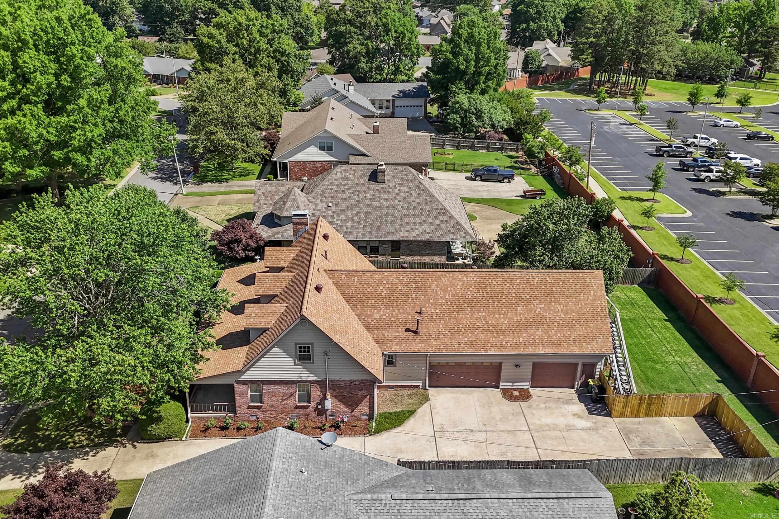 EAST MEADOW - Residential